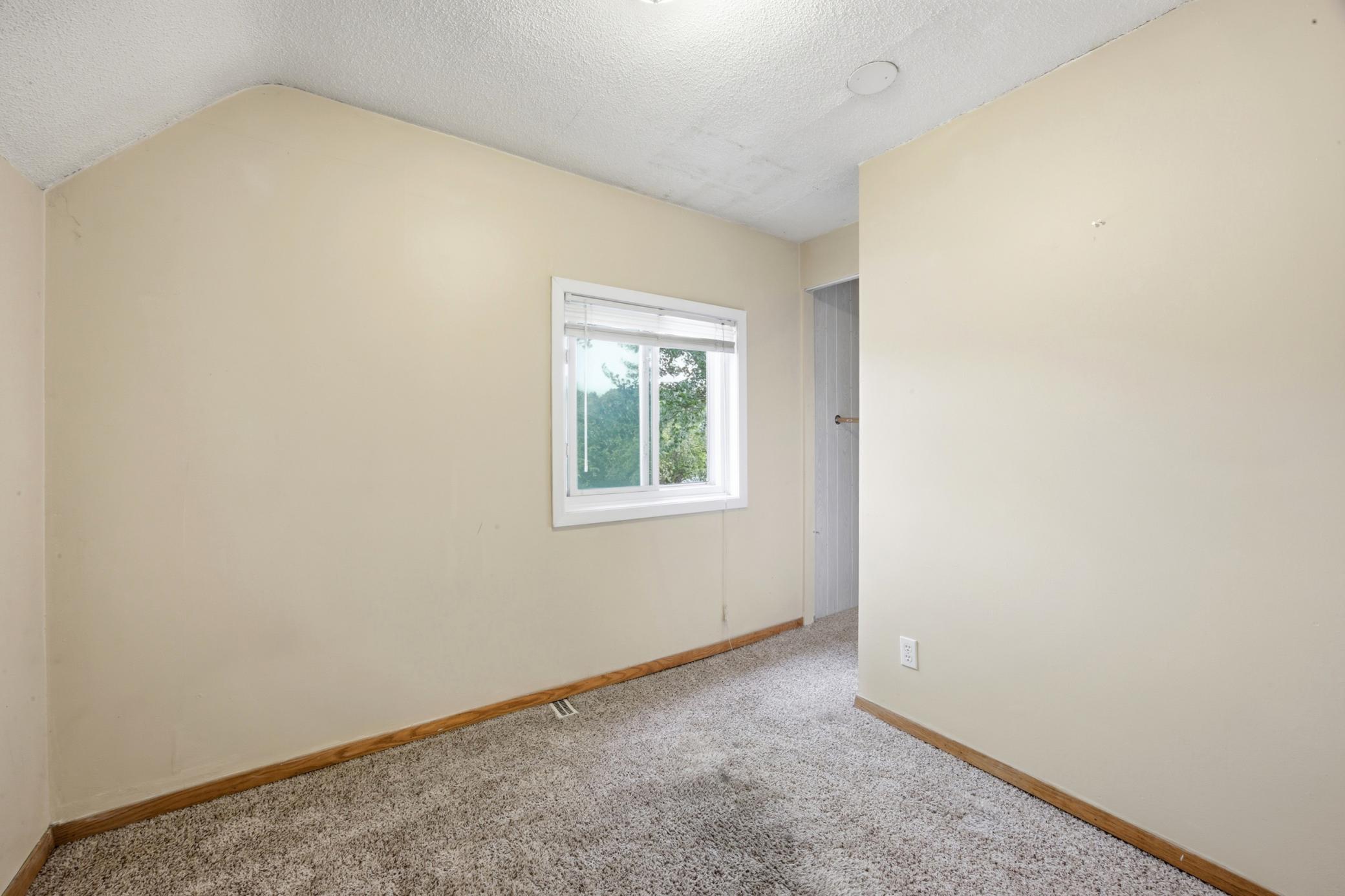 1306 18th Street S, Fargo ND 58103 - Photo 11 of 26