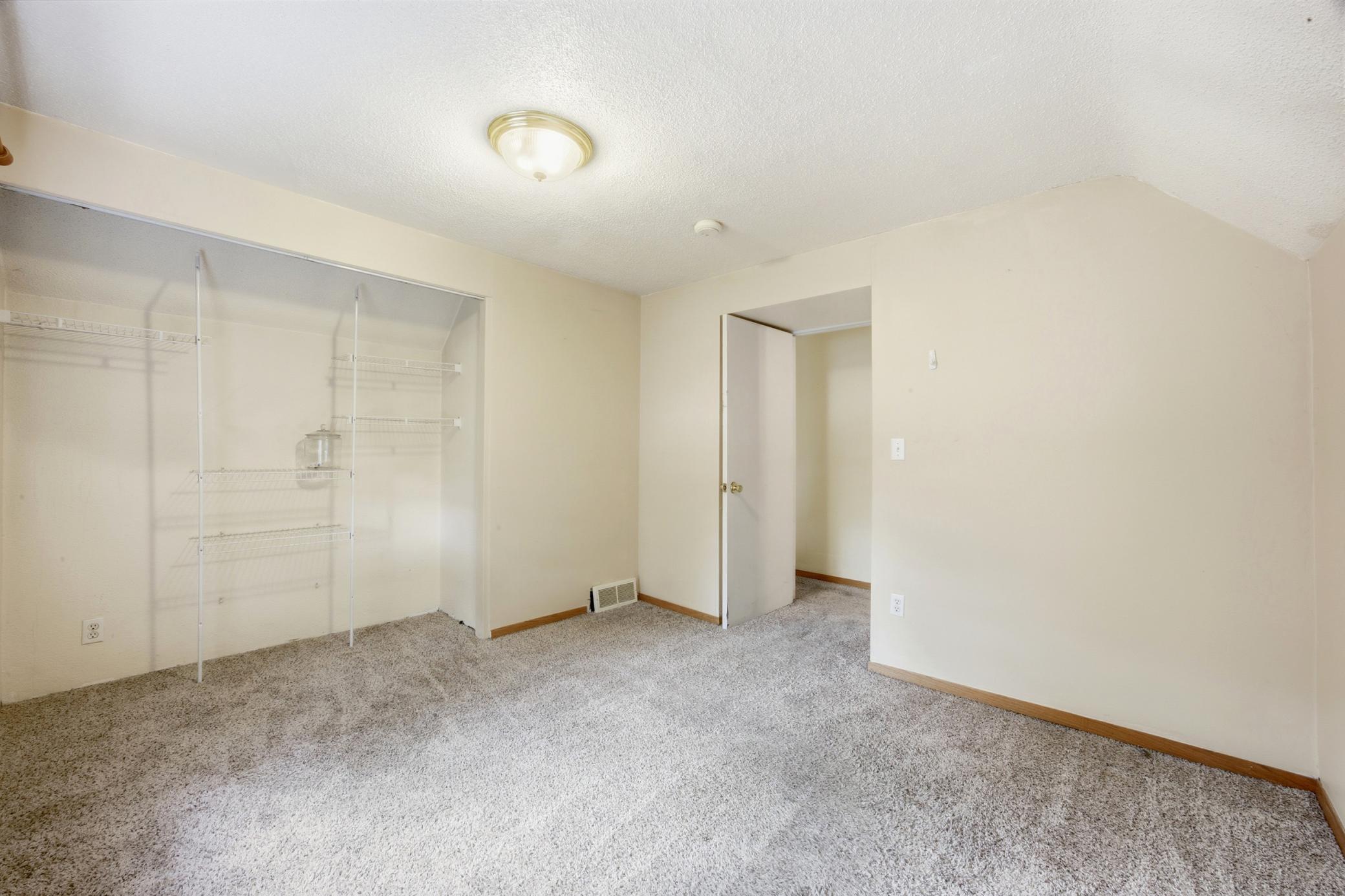 1306 18th Street S, Fargo ND 58103 - Photo 14 of 26