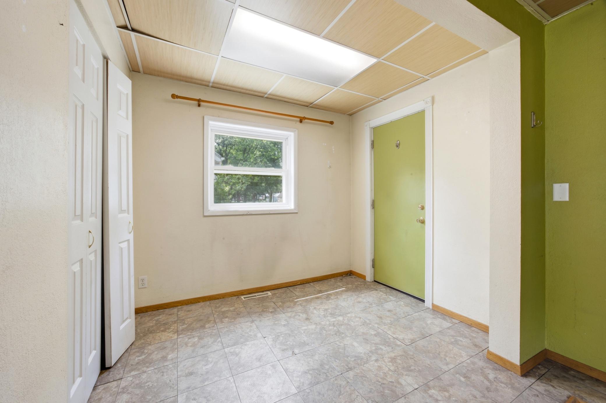 1306 18th Street S, Fargo ND 58103 - Photo 4 of 26
