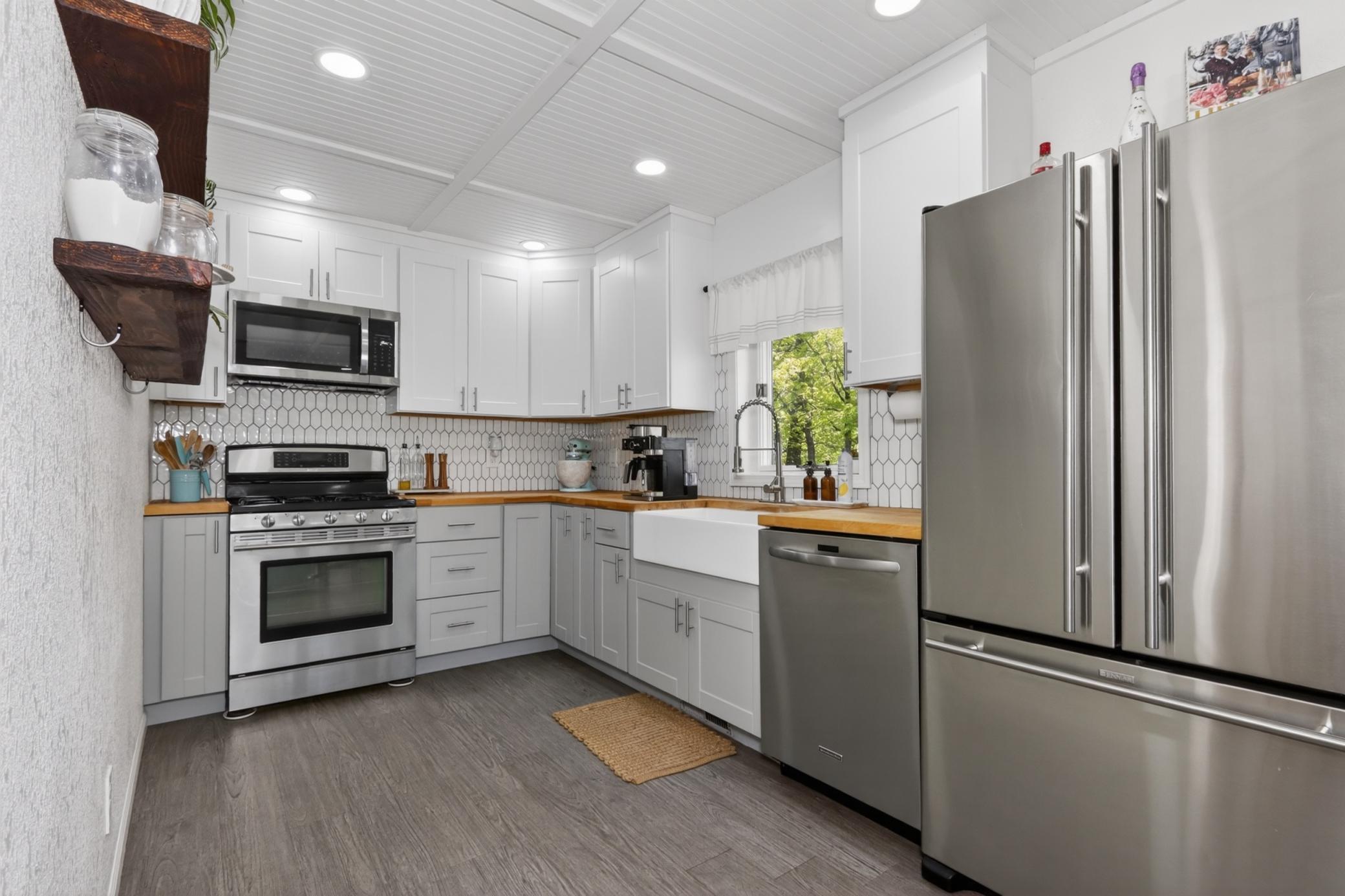 1952 single family home for sale at 21020 River Road in Grand Rapids, MN — 4 bed, 2 bath (photo 12 of 52)