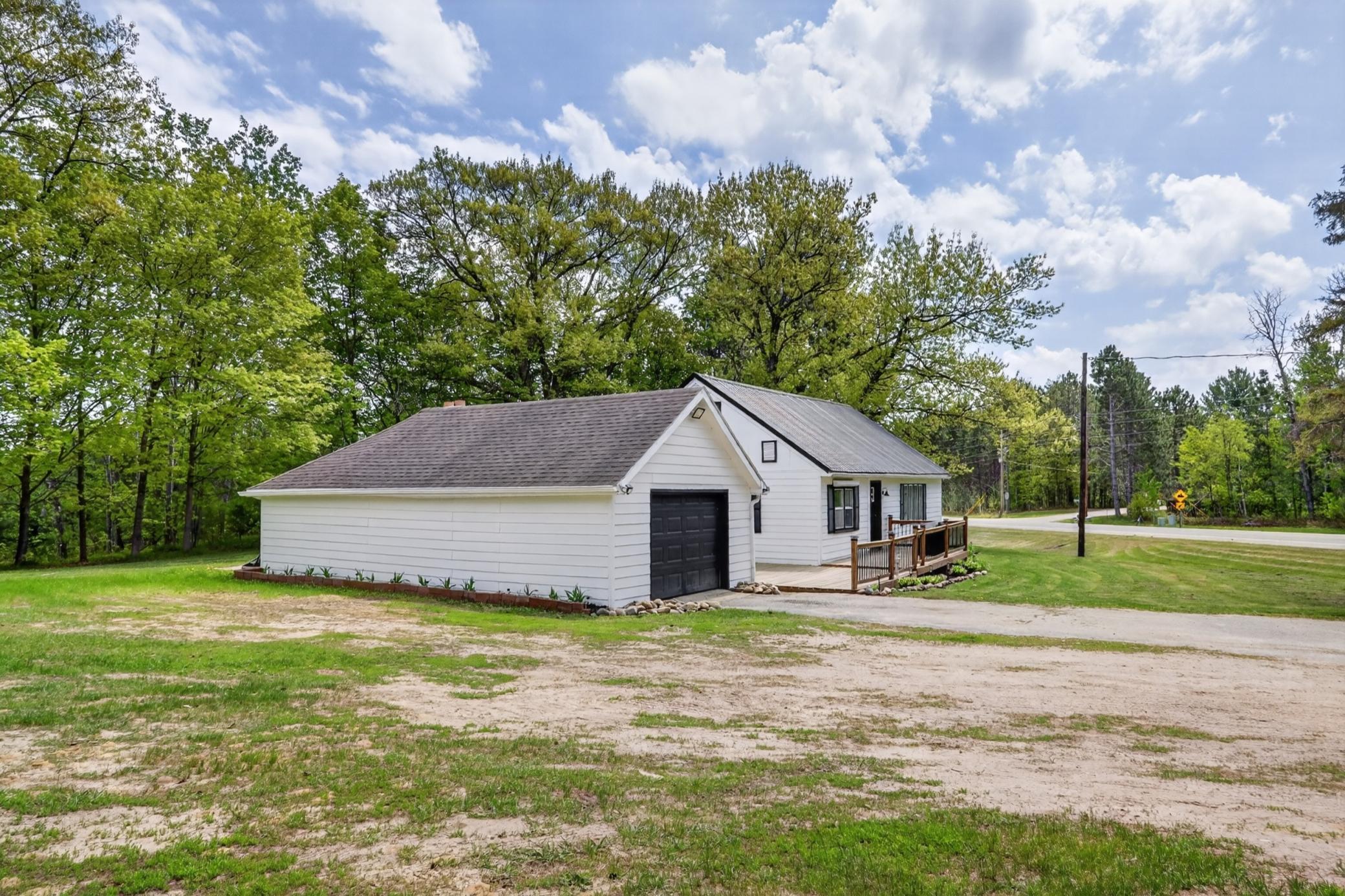 1952 single family home for sale at 21020 River Road in Grand Rapids, MN — 4 bed, 2 bath (photo 38 of 52)