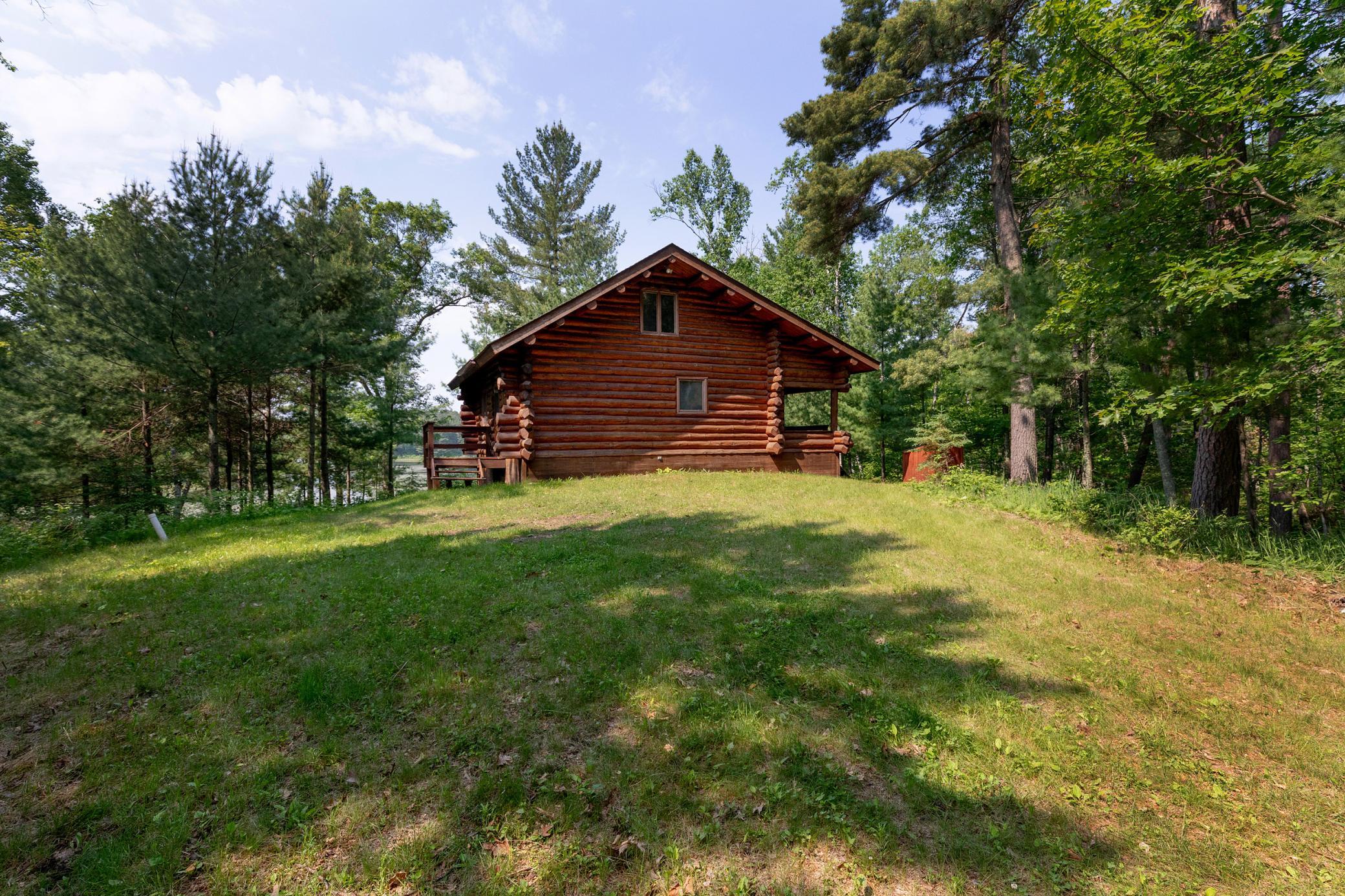 1985 single family home for sale at 5033 Barnum Road NW in Hackensack, MN — 1 bed, 1 bath (photo 2 of 30)