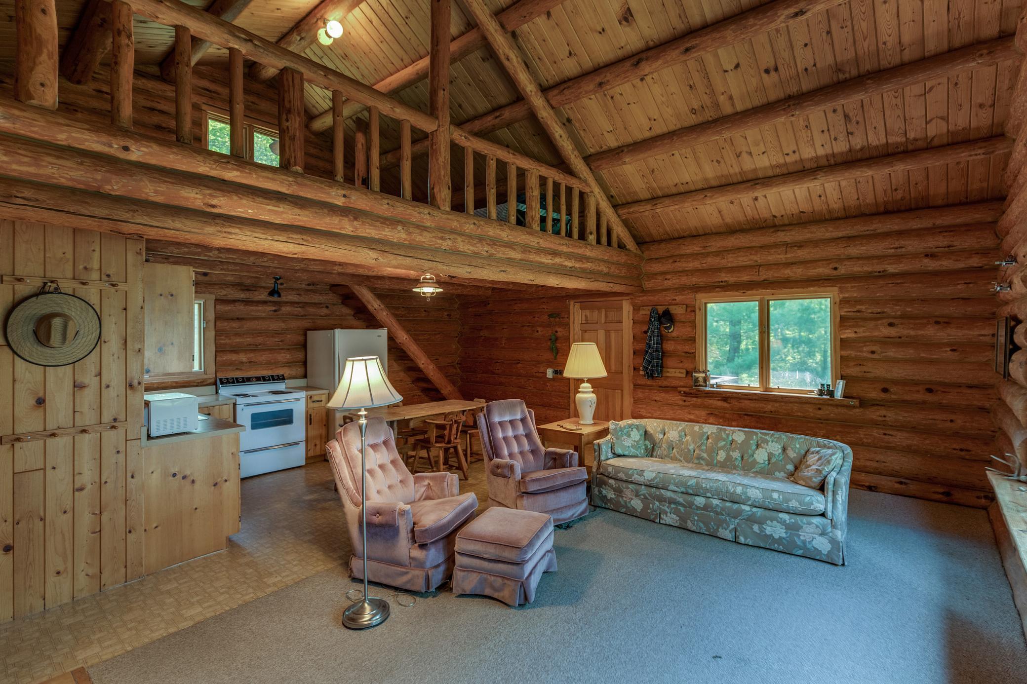 1985 single family home for sale at 5033 Barnum Road NW in Hackensack, MN — 1 bed, 1 bath (photo 11 of 30)