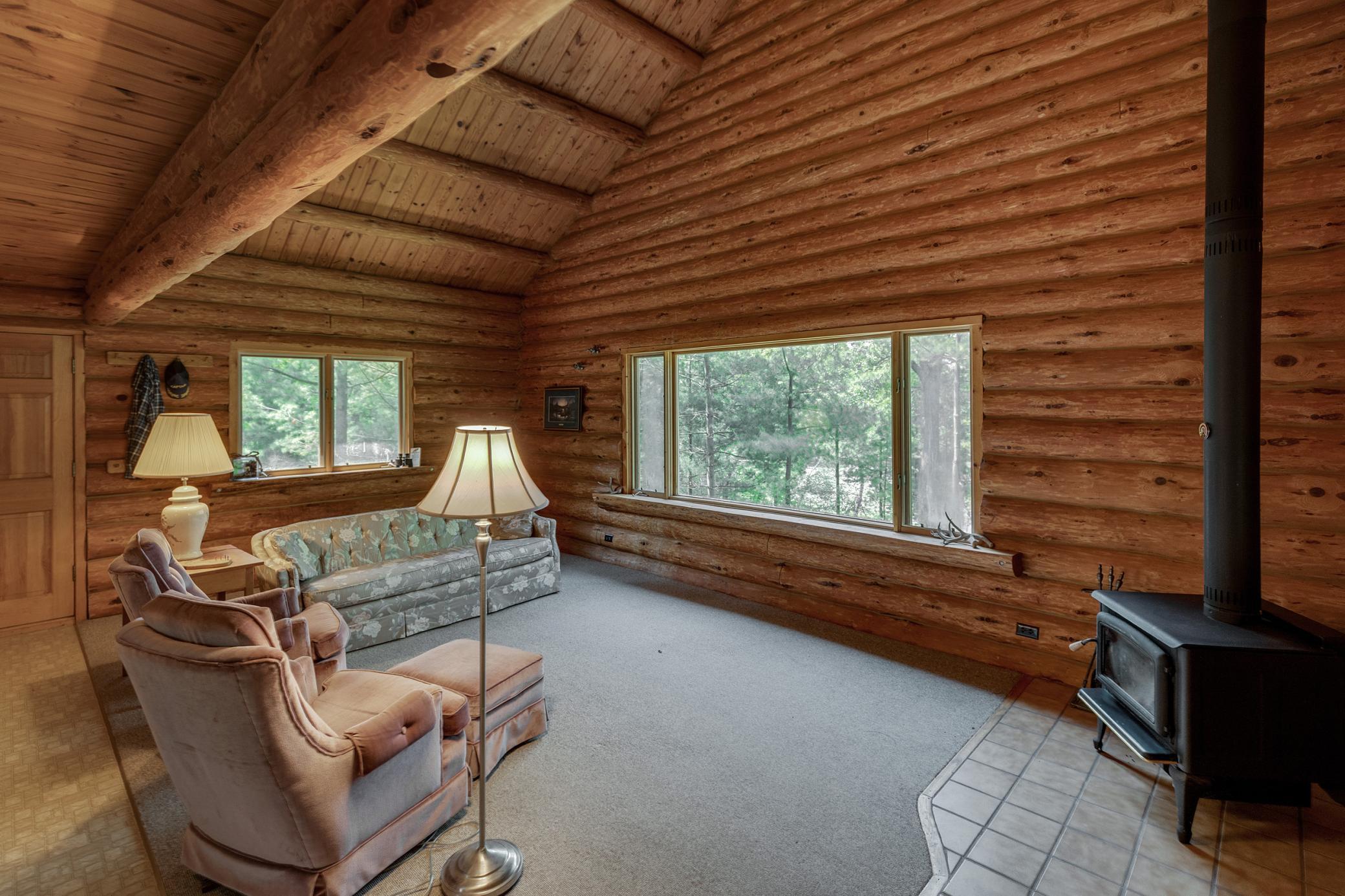 1985 single family home for sale at 5033 Barnum Road NW in Hackensack, MN — 1 bed, 1 bath (photo 8 of 30)
