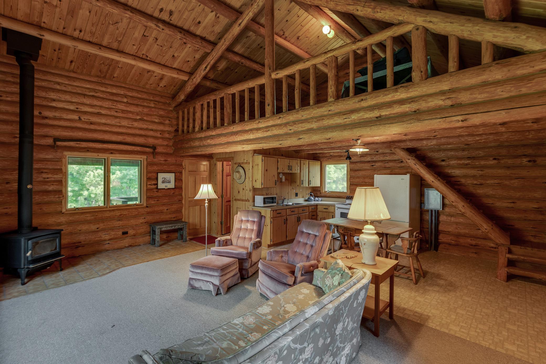 1985 single family home for sale at 5033 Barnum Road NW in Hackensack, MN — 1 bed, 1 bath (photo 9 of 30)