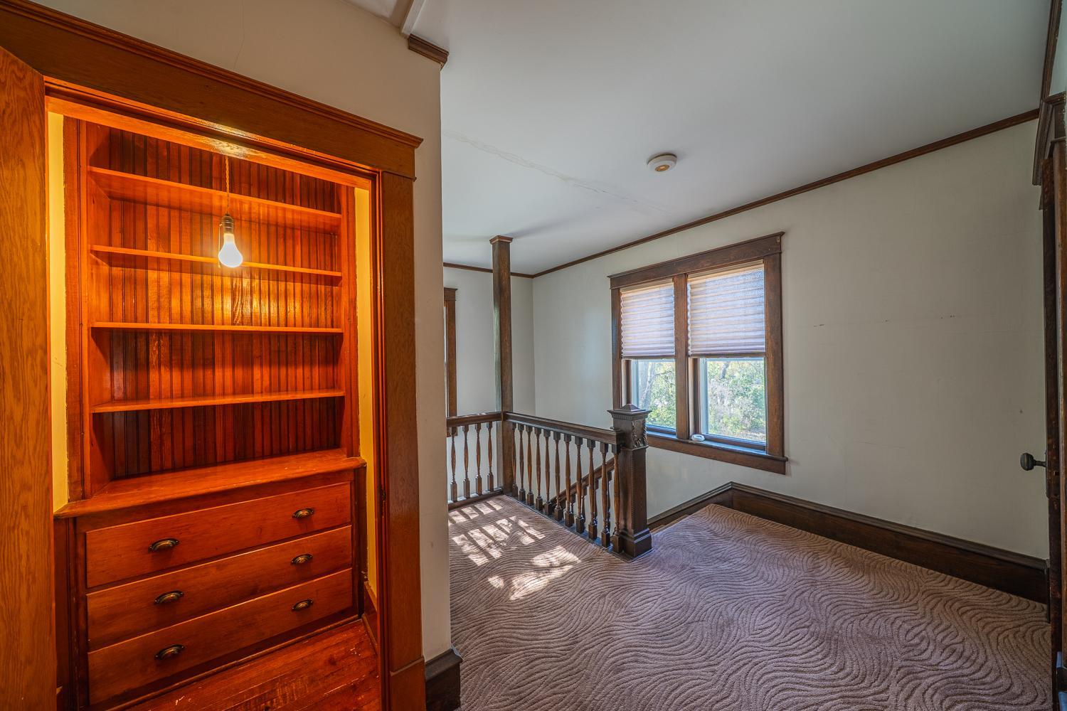 1905 single family home for sale at 1115 Summit Avenue in Detroit Lakes, MN — 5 bed, 3 bath (photo 14 of 41)
