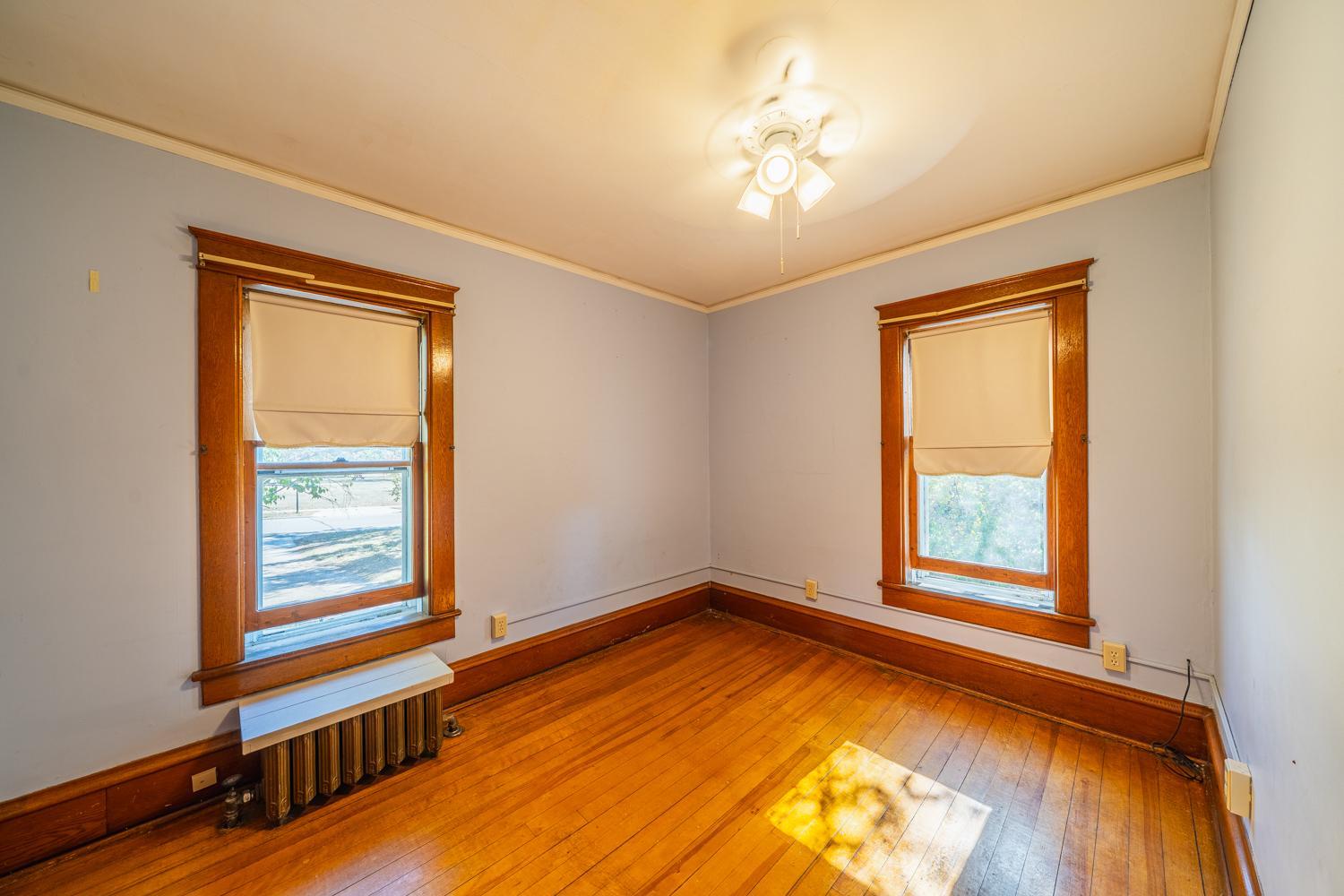 1905 single family home for sale at 1115 Summit Avenue in Detroit Lakes, MN — 5 bed, 3 bath (photo 18 of 41)