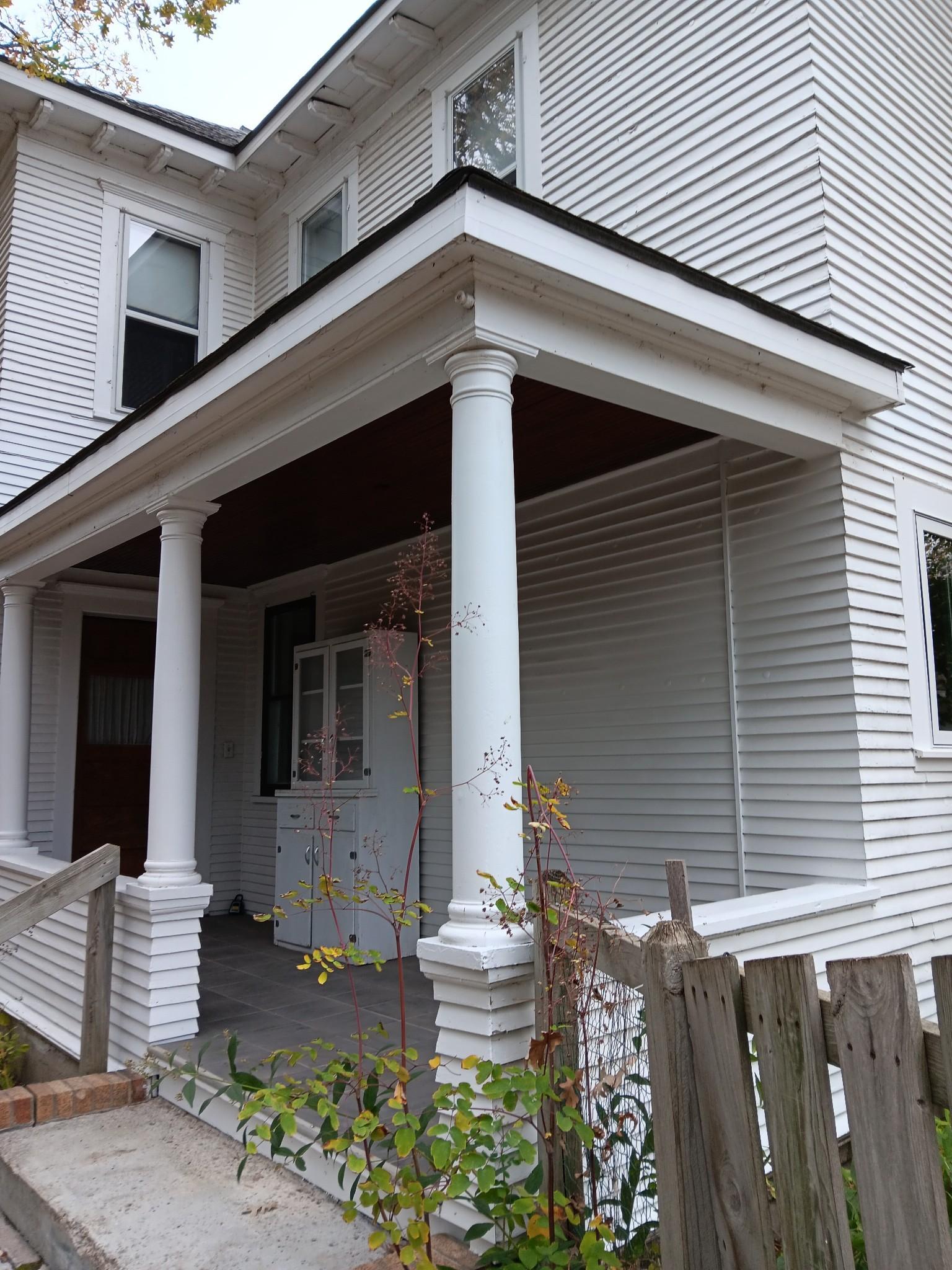 1905 single family home for sale at 1115 Summit Avenue in Detroit Lakes, MN — 5 bed, 3 bath (photo 32 of 41)