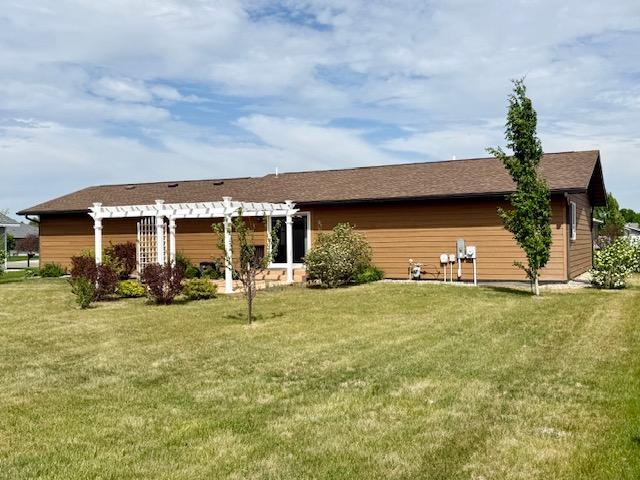 2017 single family home for sale at 822 9th Avenue SW in Perham, MN — 4 bed, 2 bath (photo 26 of 26)