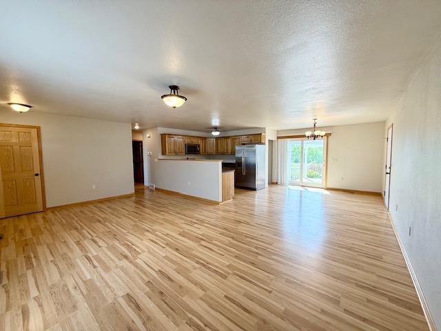 2017 single family home for sale at 822 9th Avenue SW in Perham, MN — 4 bed, 2 bath (photo 4 of 26)