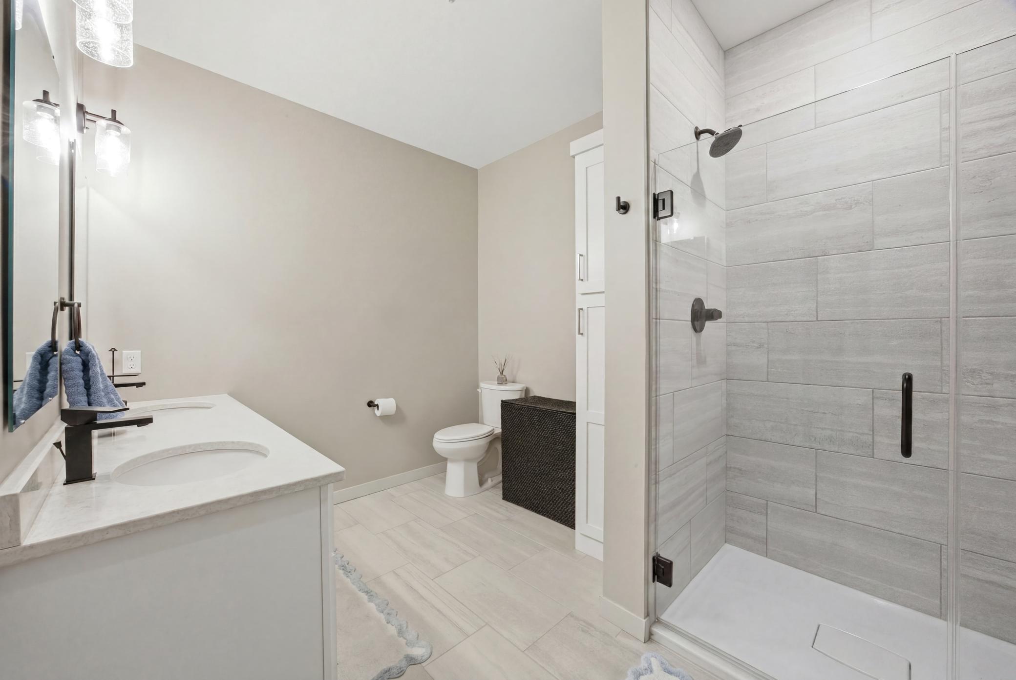 360 32nd Avenue W, Unit 607, West Fargo ND 58078 - Photo 16 of 34