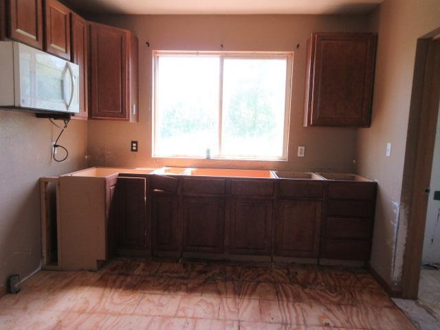 203 4th Street SW, Hillsboro ND 58045 - Photo 25 of 31