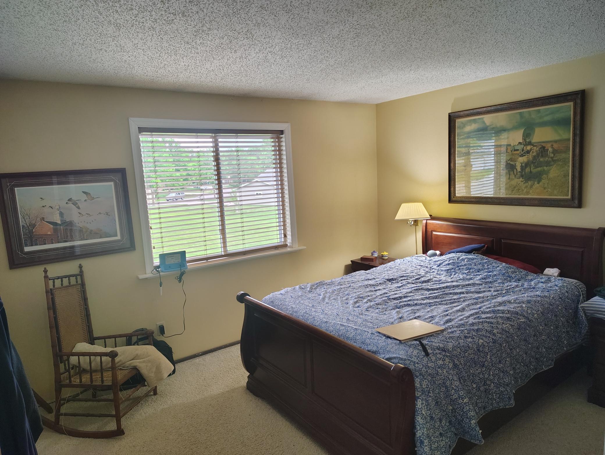 1983 home for sale at 1710 N Park Street in Fergus Falls, MN — 8 bed, 4 bath (photo 6 of 20)