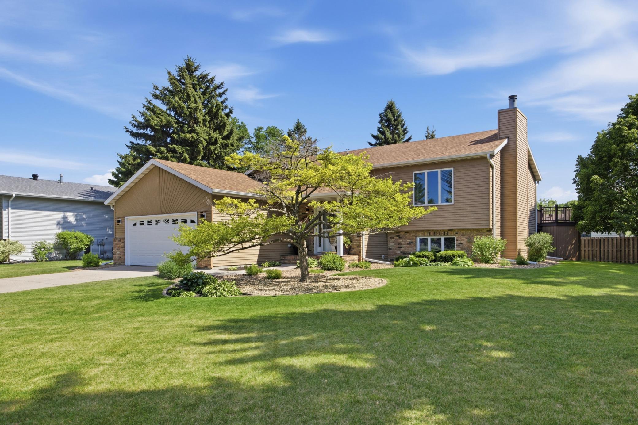 603 34th Avenue S, Moorhead MN 56560 - Photo 2 of 28