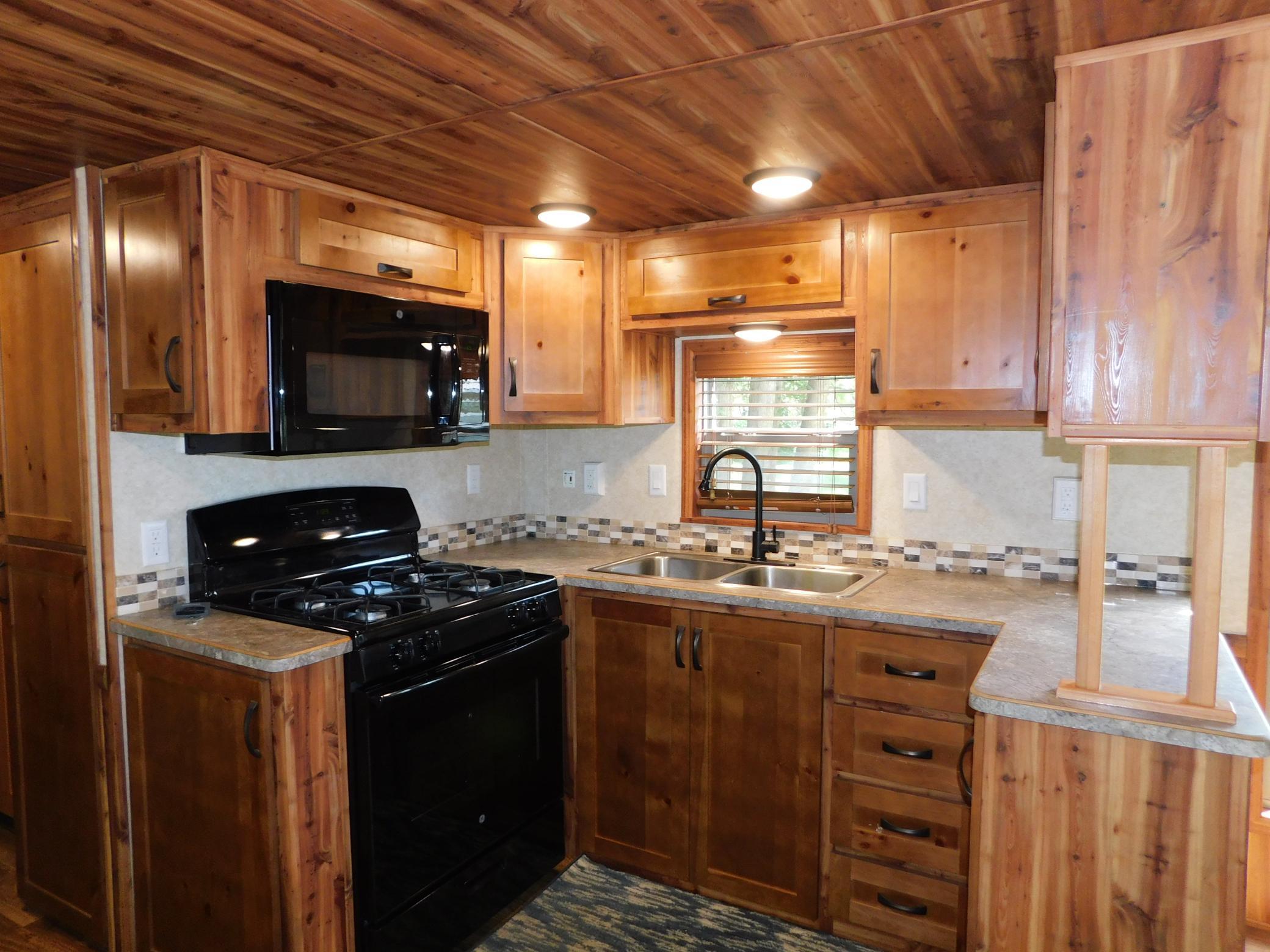 2017 single family home for sale at 29156 State Highway 47 in Aitkin, MN — 1 bed, 1 bath (photo 6 of 51)