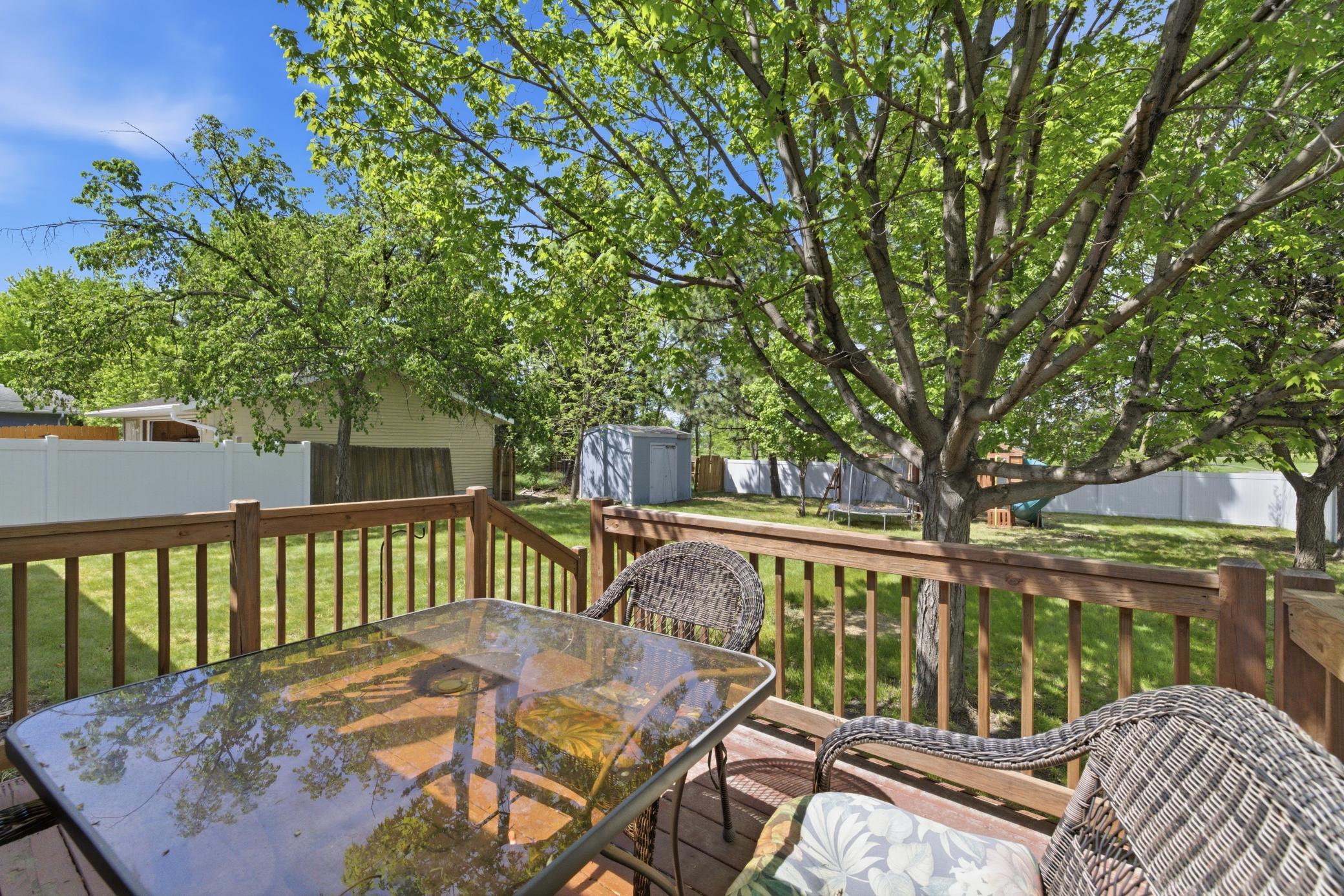 1960 single family home for sale at 2934 10th Street N in Fargo, ND — 4 bed, 2 bath (photo 3 of 53)