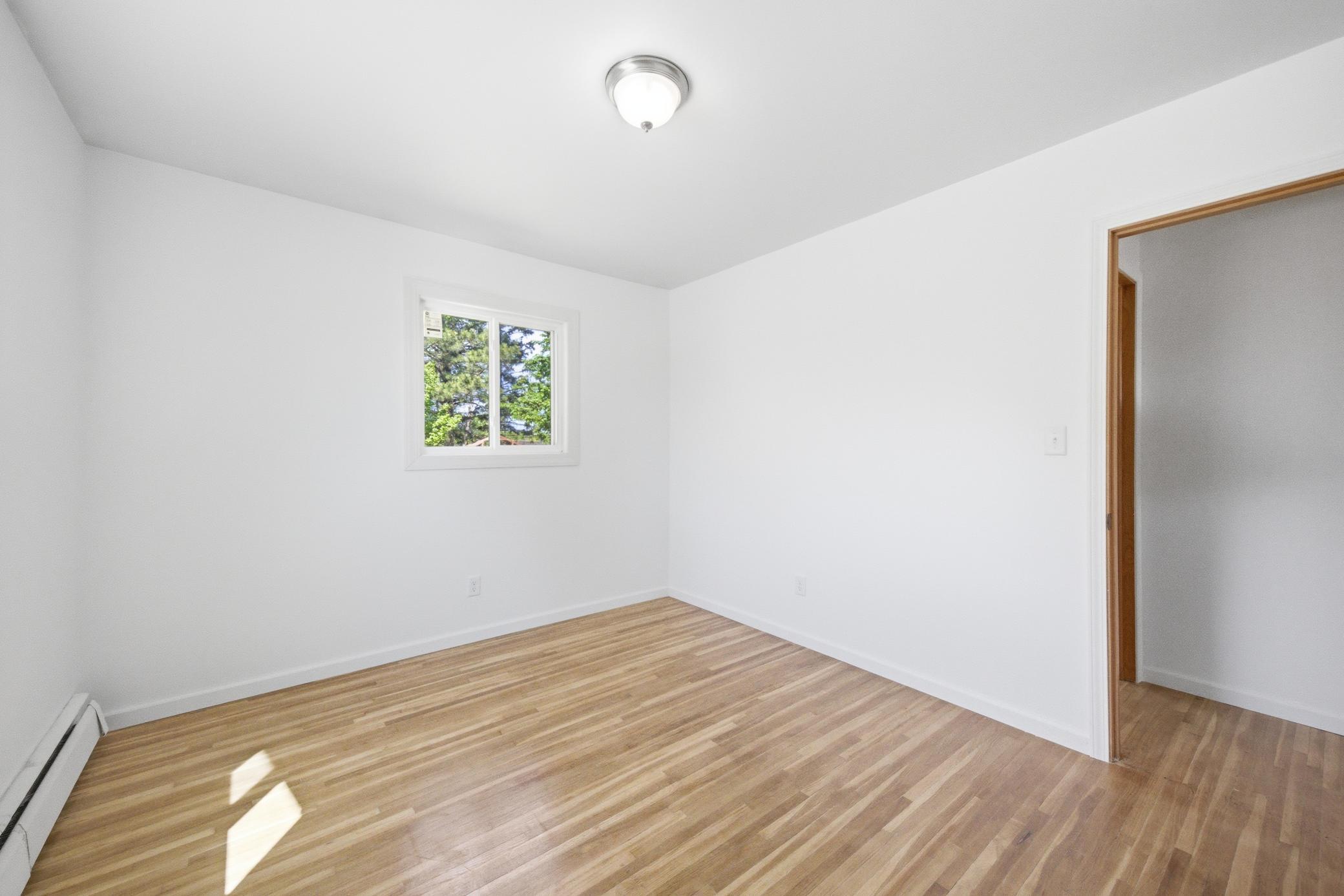 1960 single family home for sale at 2934 10th Street N in Fargo, ND — 4 bed, 2 bath (photo 22 of 53)
