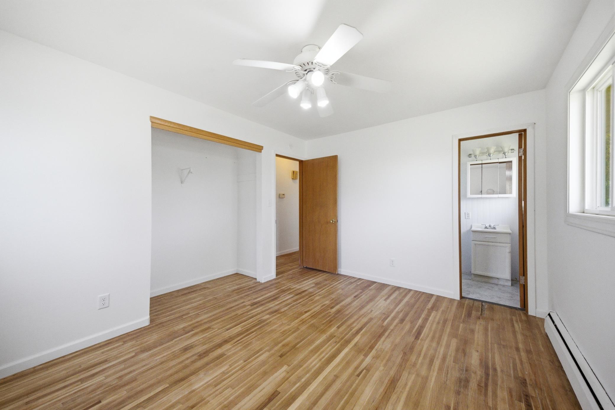 1960 single family home for sale at 2934 10th Street N in Fargo, ND — 4 bed, 2 bath (photo 24 of 53)