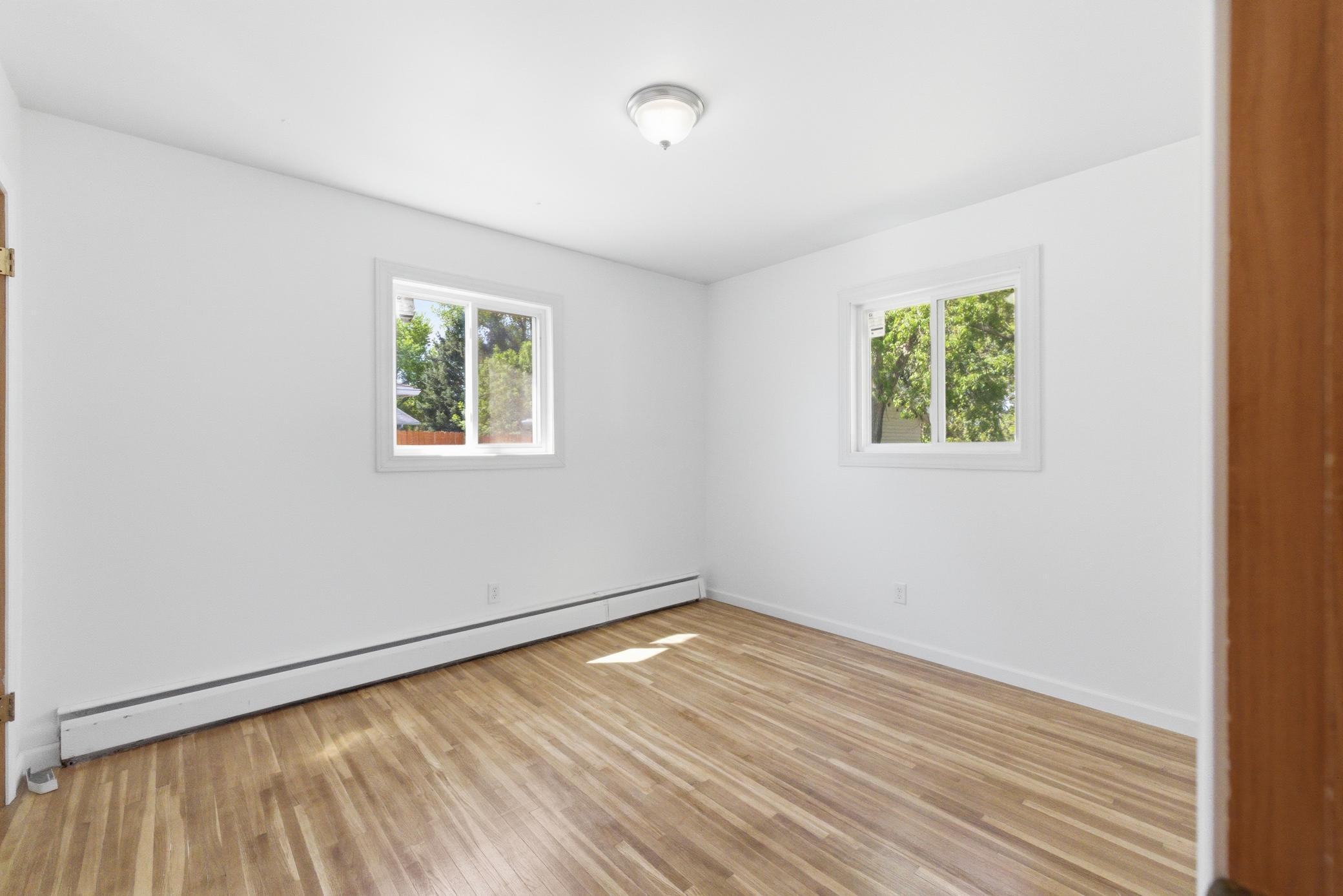 1960 single family home for sale at 2934 10th Street N in Fargo, ND — 4 bed, 2 bath (photo 27 of 53)