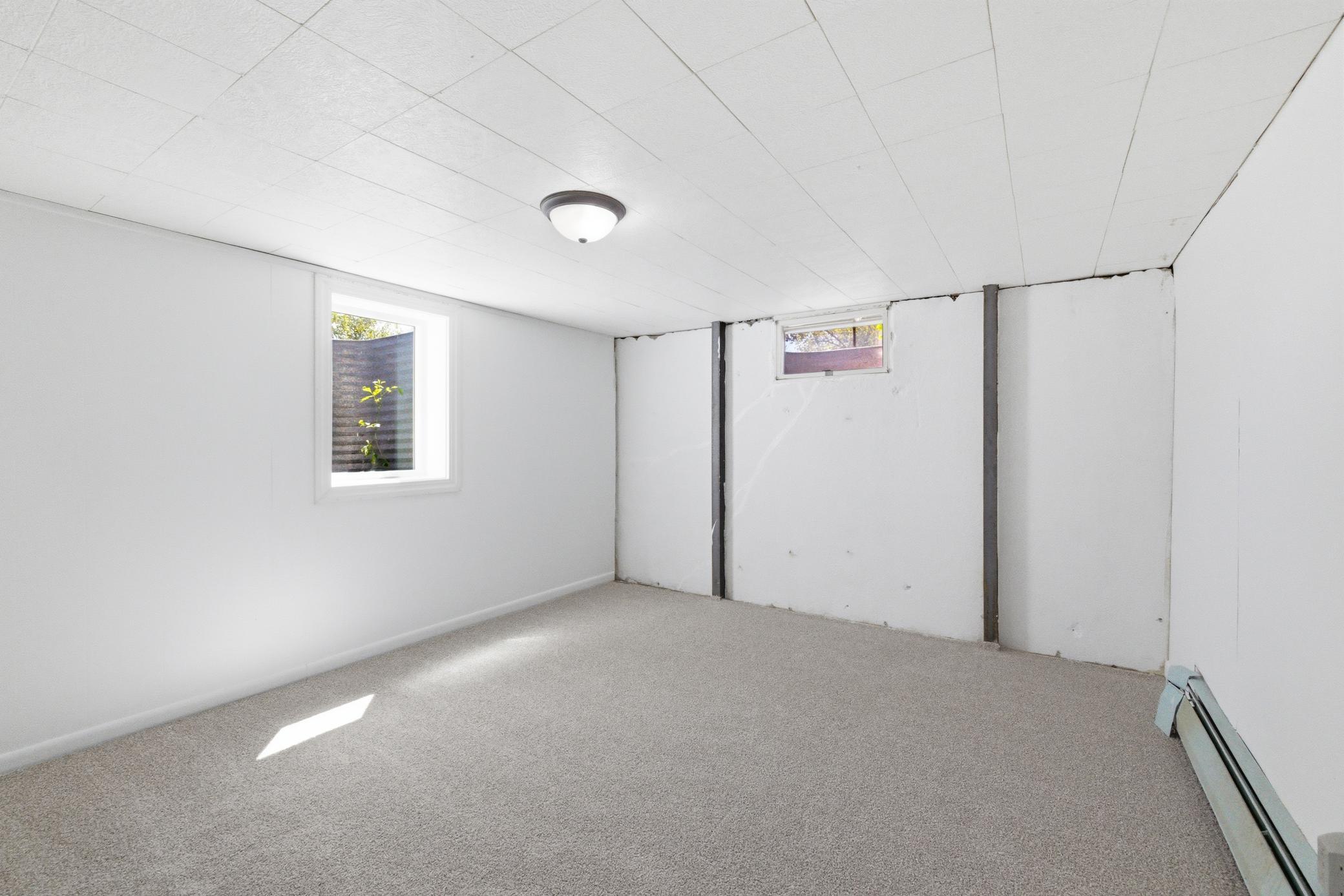 1960 single family home for sale at 2934 10th Street N in Fargo, ND — 4 bed, 2 bath (photo 39 of 53)