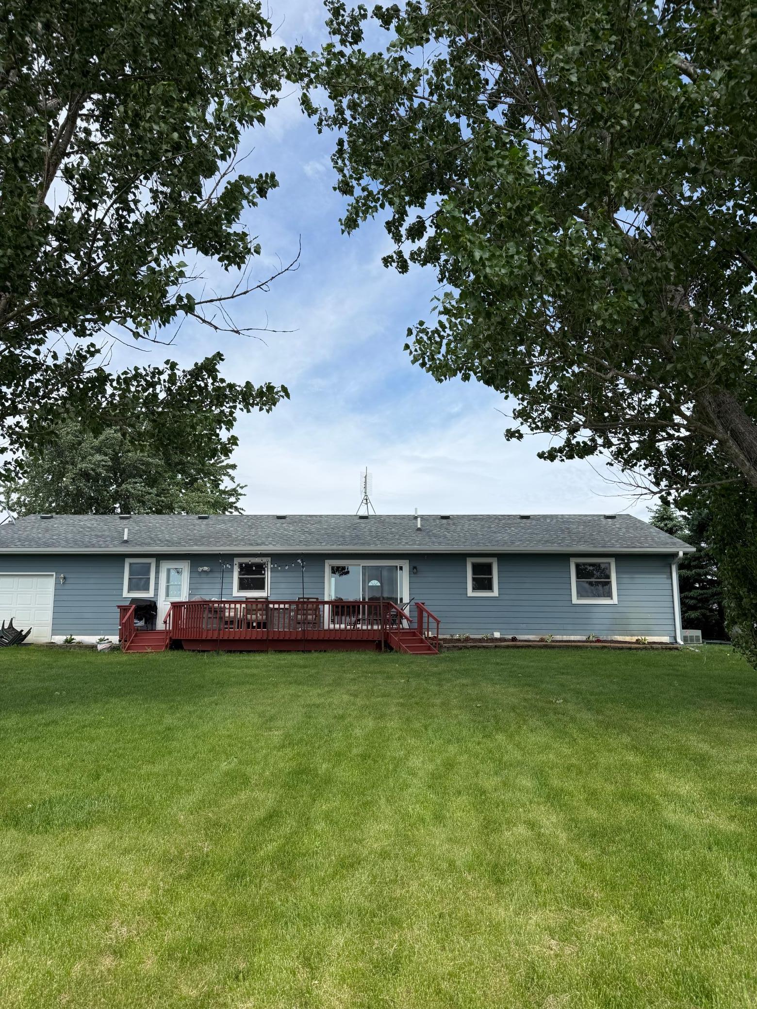 1998 single family home for sale at 21054 Eagle Drive in Osakis, MN — 3 bed, 2 bath (photo 3 of 37)