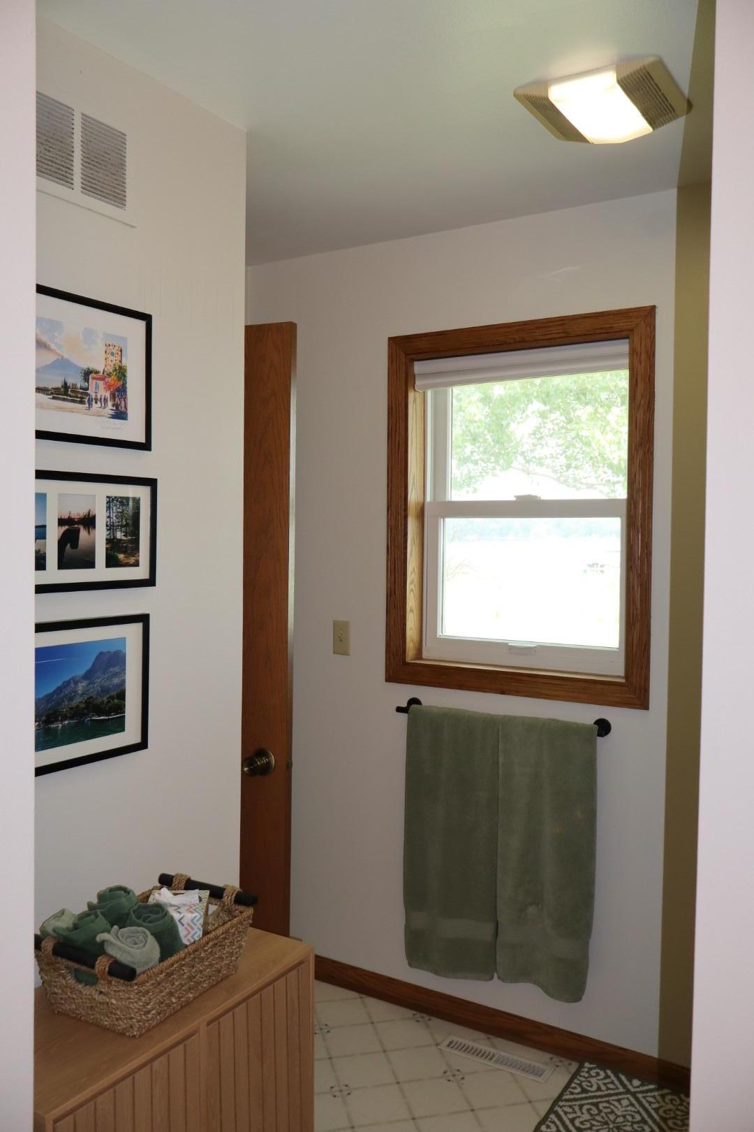 1998 single family home for sale at 21054 Eagle Drive in Osakis, MN — 3 bed, 2 bath (photo 28 of 37)