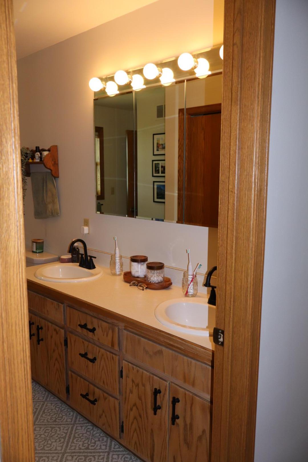 1998 single family home for sale at 21054 Eagle Drive in Osakis, MN — 3 bed, 2 bath (photo 30 of 37)