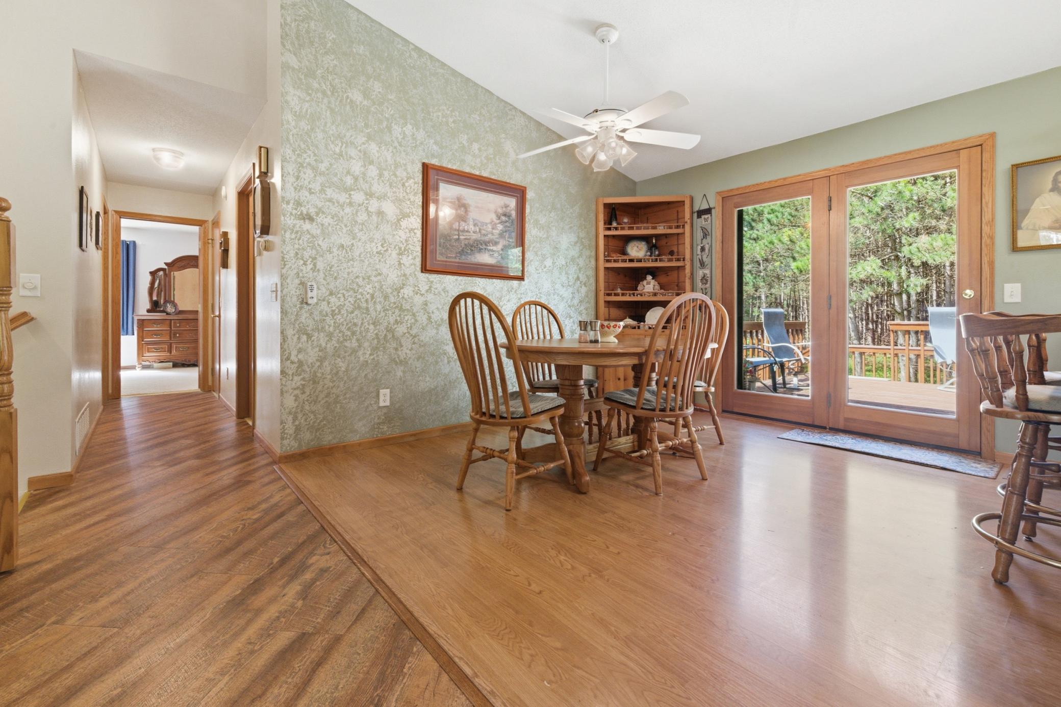 2000 single family home for sale at 1552 Harrison Drive SW in Brainerd, MN — 4 bed, 3 bath (photo 7 of 38)