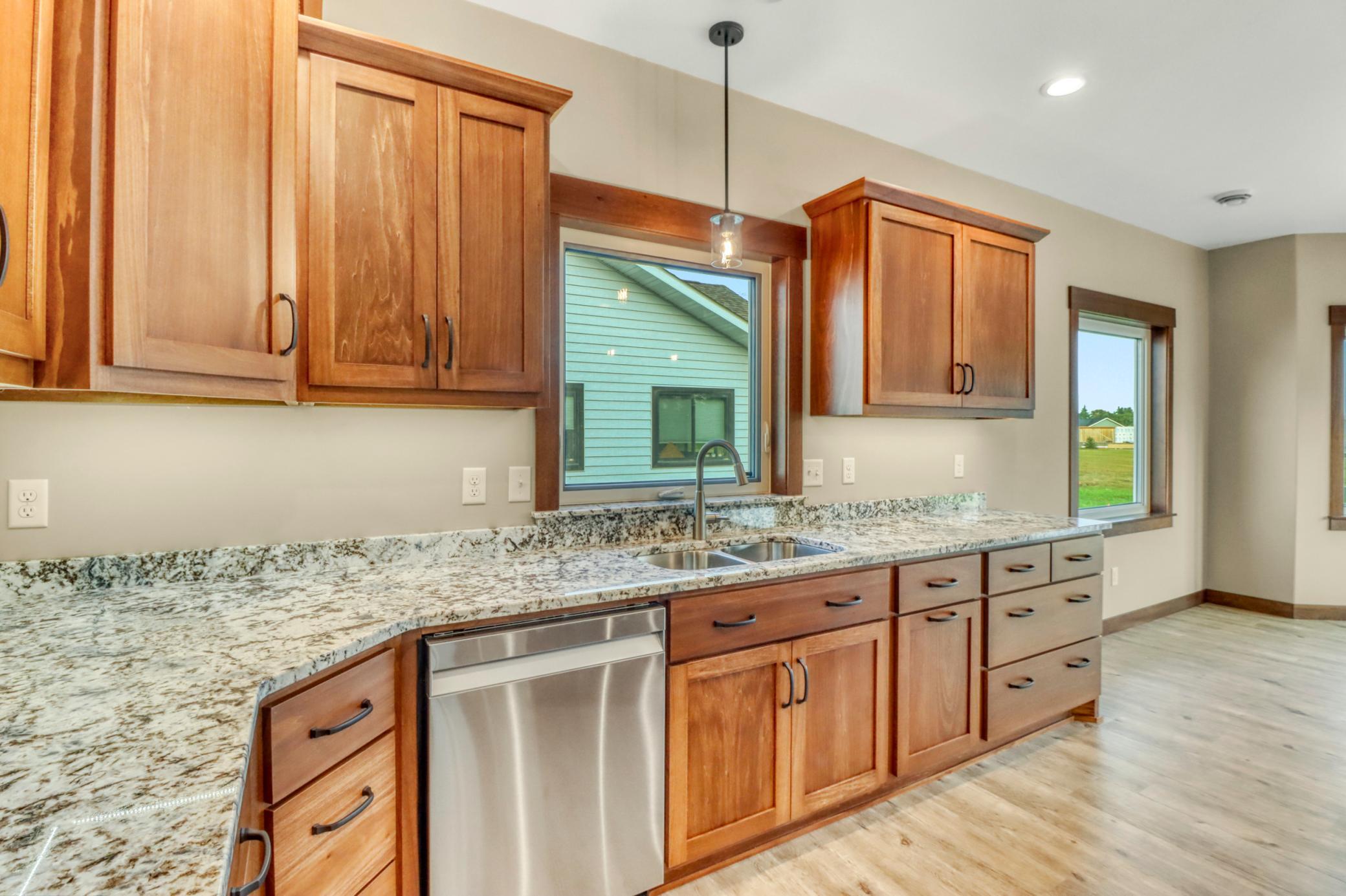2023 twin home for sale at 830 Lake Forest Circle in Detroit Lakes, MN — 2 bed, 2 bath (photo 12 of 43)