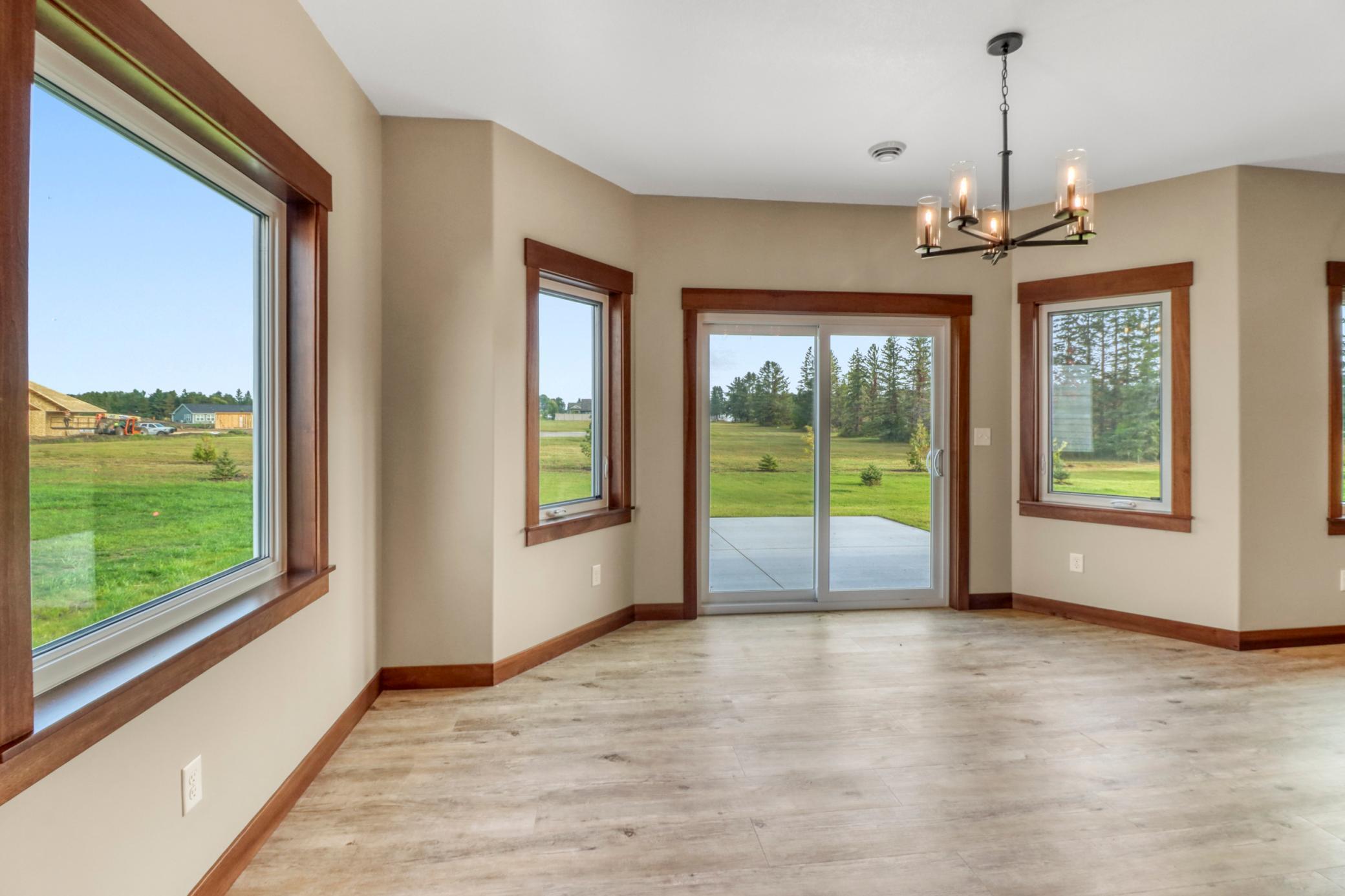 2023 twin home for sale at 830 Lake Forest Circle in Detroit Lakes, MN — 2 bed, 2 bath (photo 16 of 43)