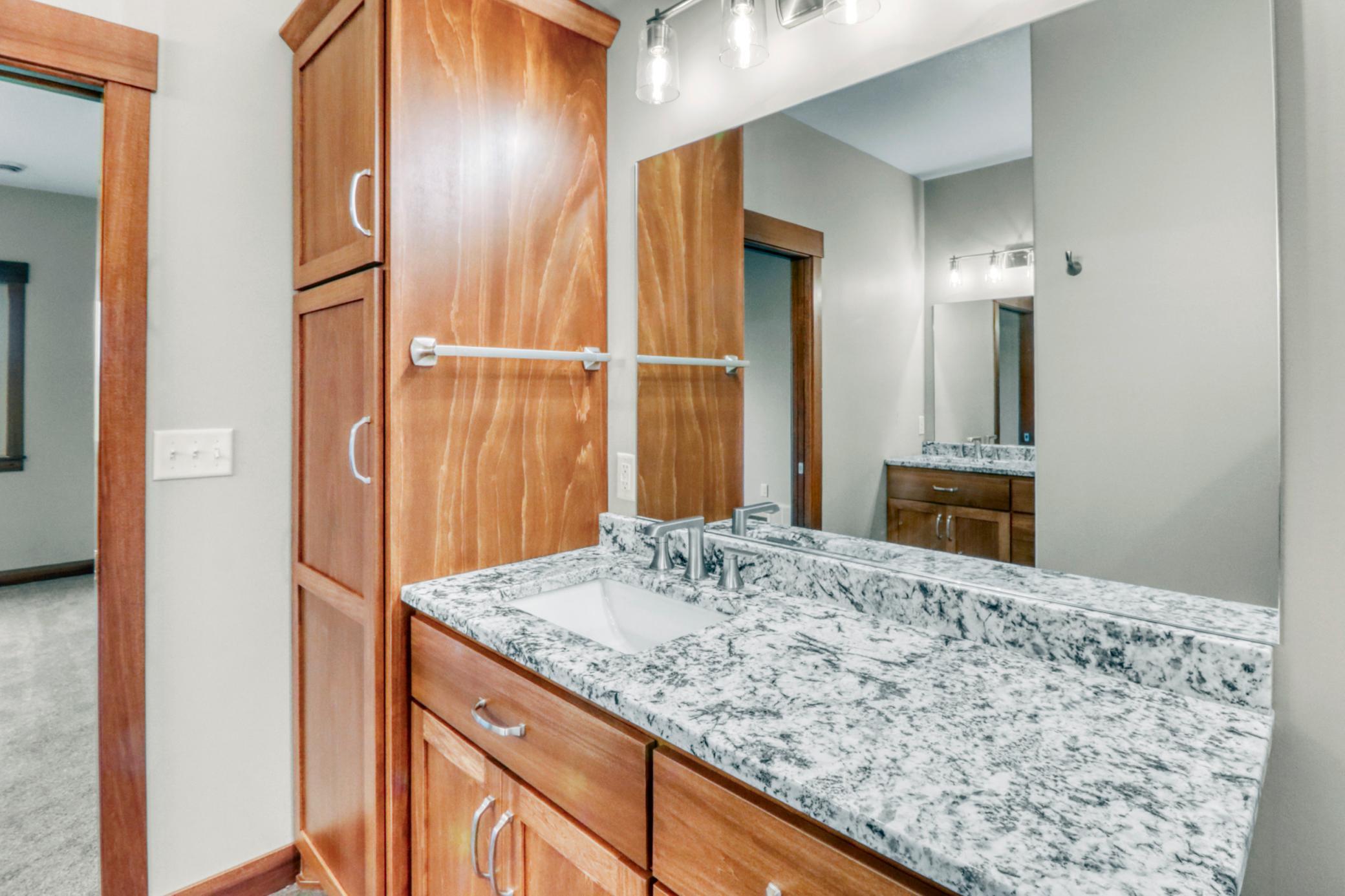 2023 twin home for sale at 830 Lake Forest Circle in Detroit Lakes, MN — 2 bed, 2 bath (photo 35 of 43)