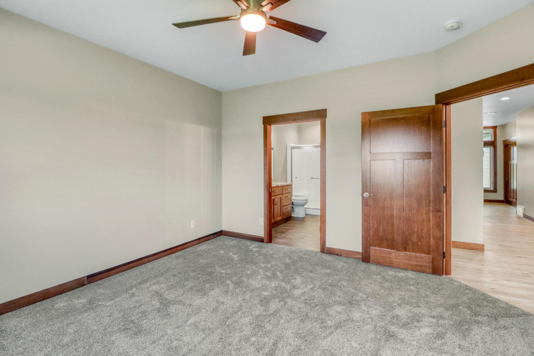 2023 twin home for sale at 830 Lake Forest Circle in Detroit Lakes, MN — 2 bed, 2 bath (photo 38 of 43)