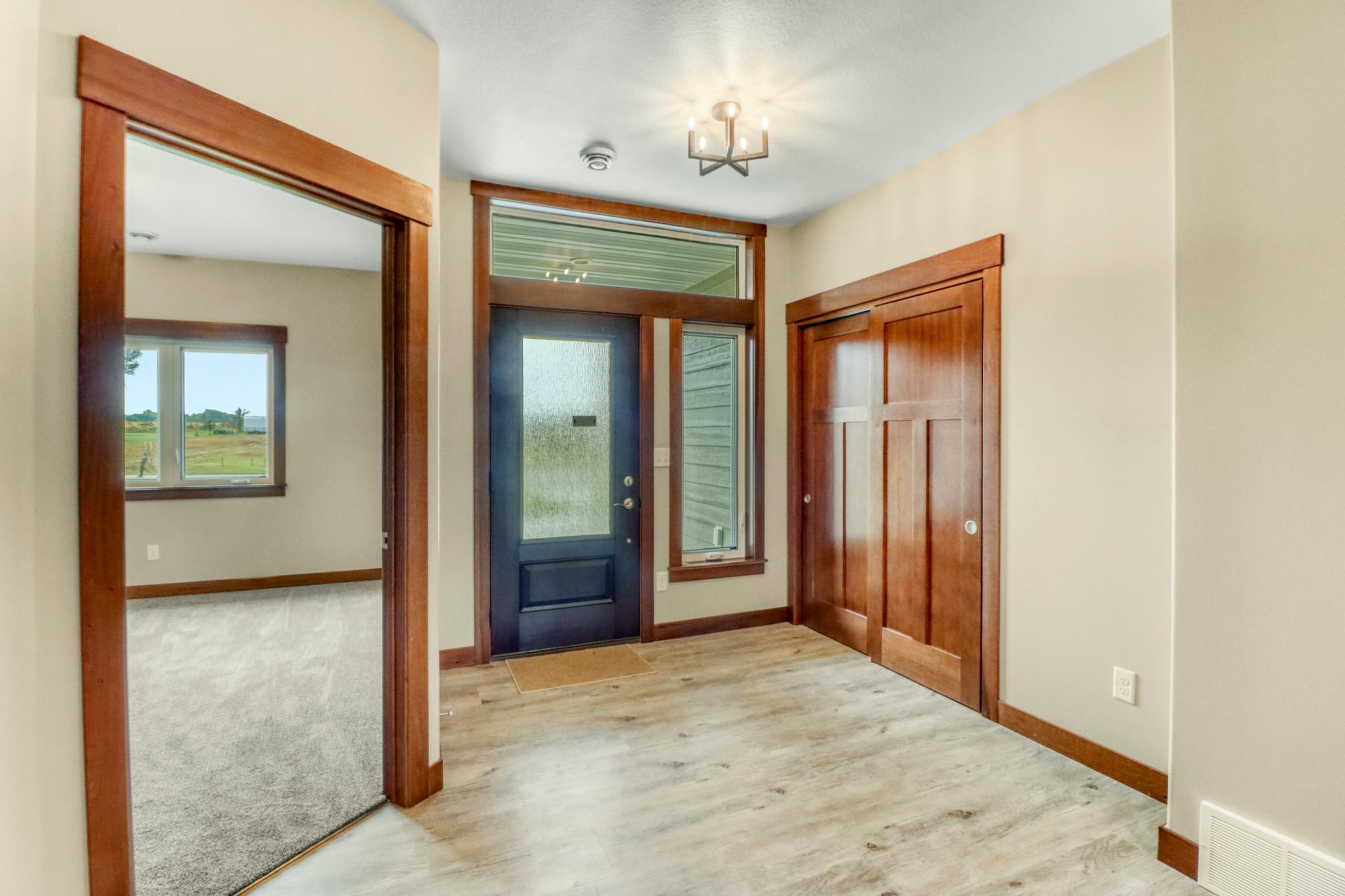 2023 twin home for sale at 830 Lake Forest Circle in Detroit Lakes, MN — 2 bed, 2 bath (photo 6 of 43)