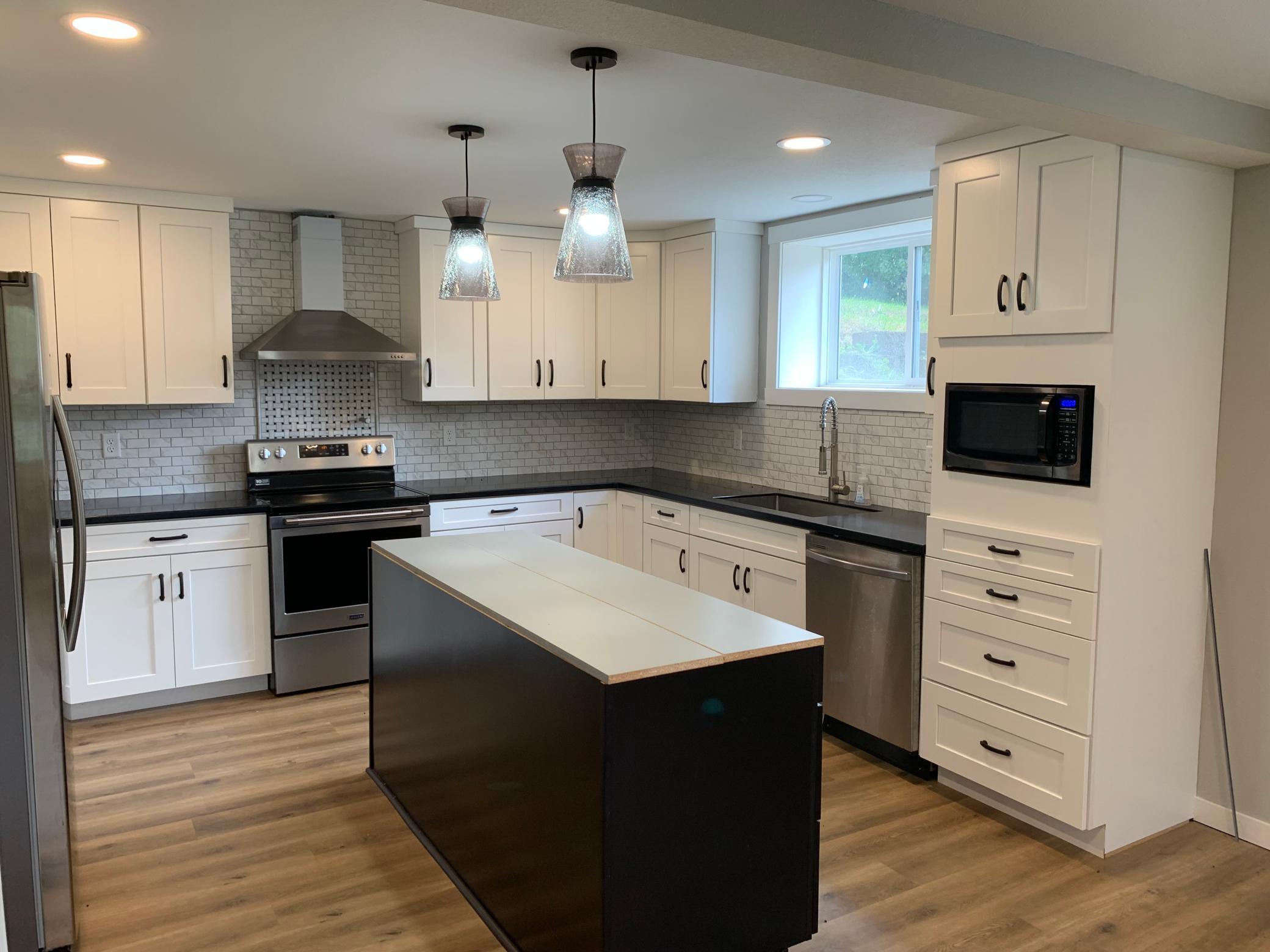 1979 single family home for sale at 17671 County Highway 11 in Audubon, MN — 3 bed, 2 bath (photo 7 of 19)