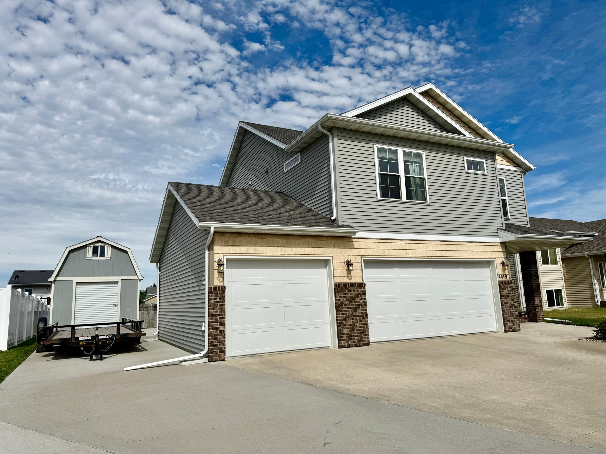 4419 17th Street S, Moorhead MN 56560 - Photo 2 of 35