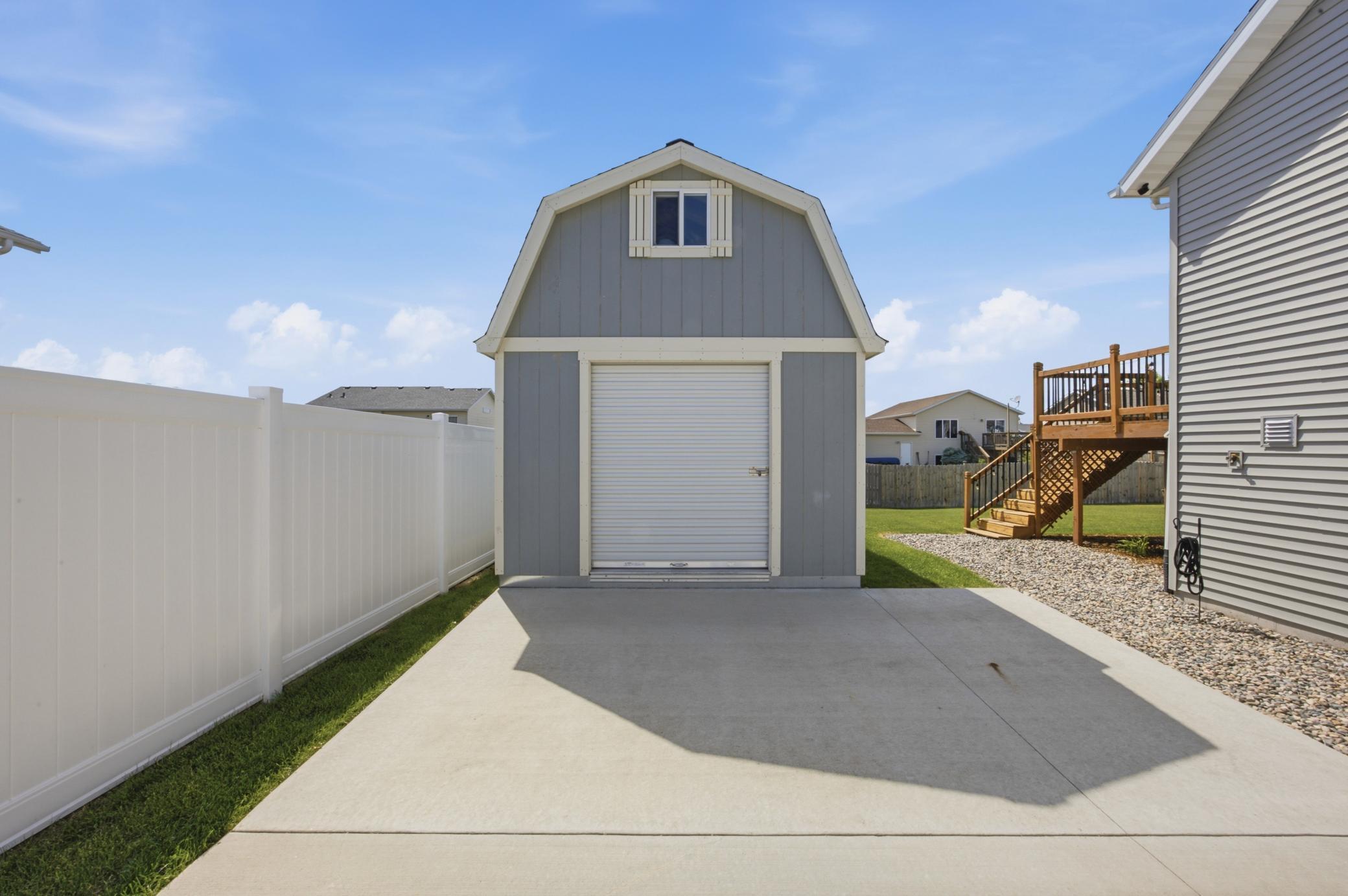 2016 single family home for sale at 4419 17th Street S in Moorhead, MN — 3 bed, 3 bath (photo 39 of 48)