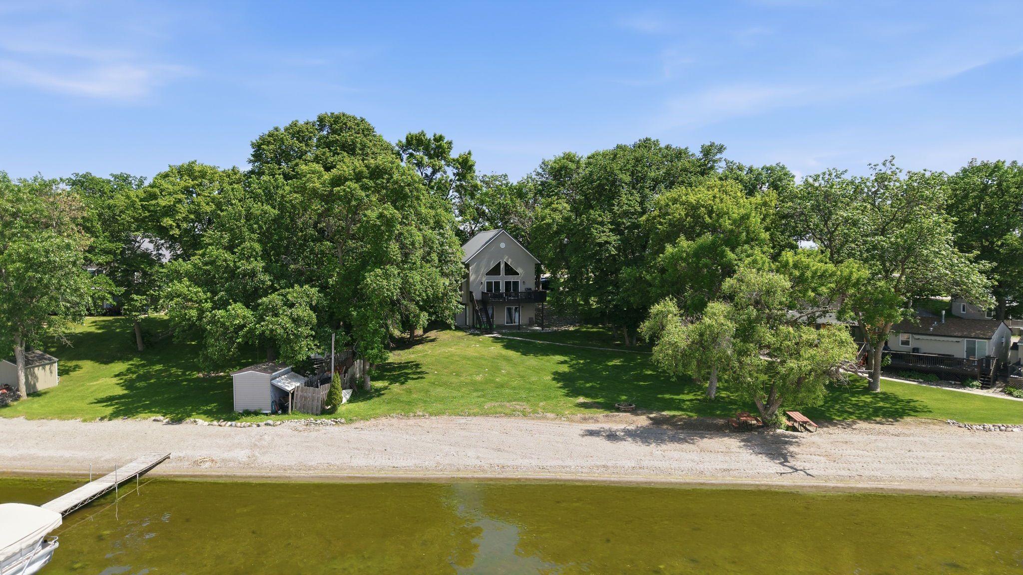 1999 single family home for sale at 2617 Lake Street E in Osakis, MN — 2 bed, 2 bath (photo 2 of 41)