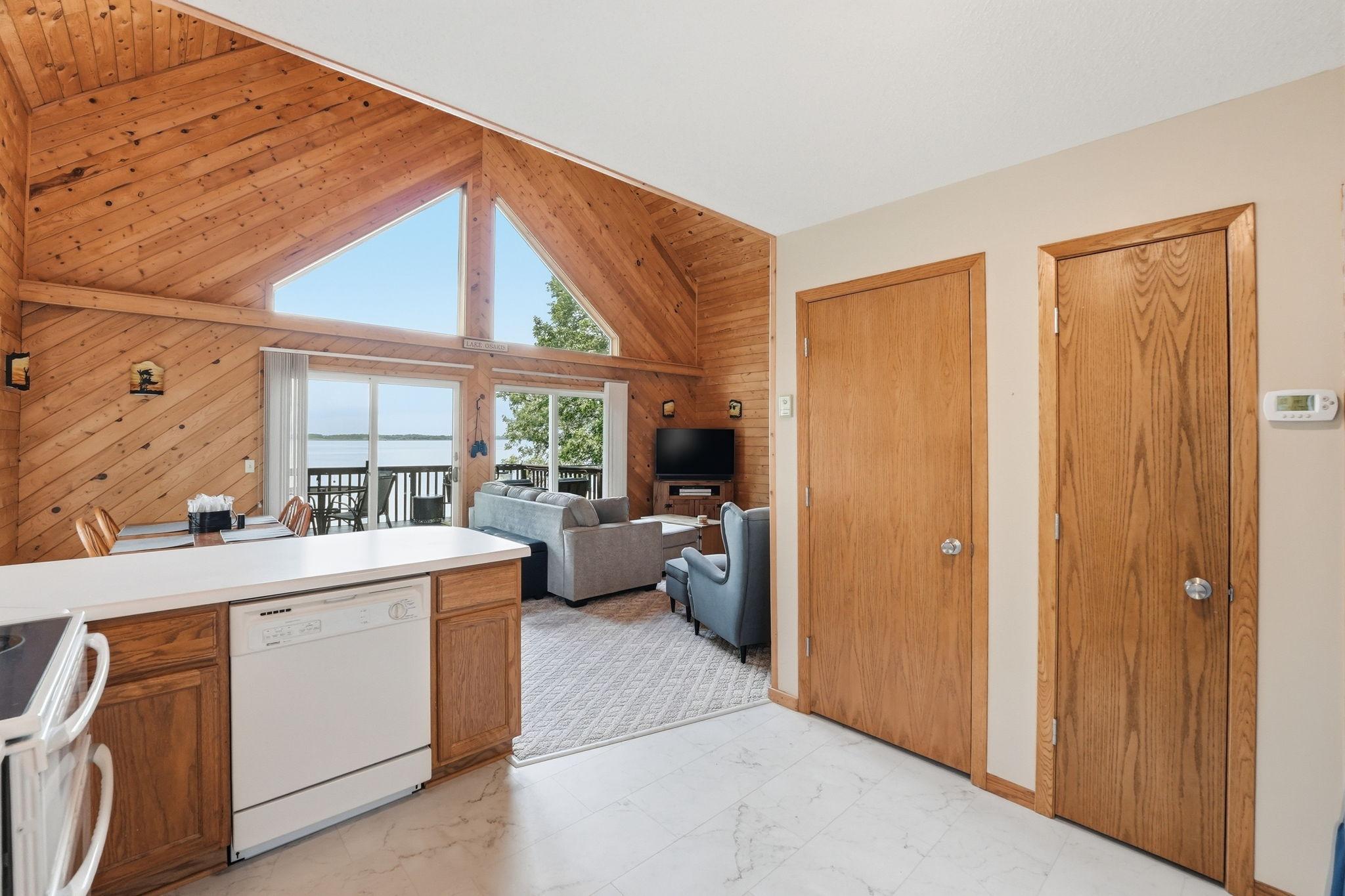 1999 single family home for sale at 2617 Lake Street E in Osakis, MN — 2 bed, 2 bath (photo 12 of 41)