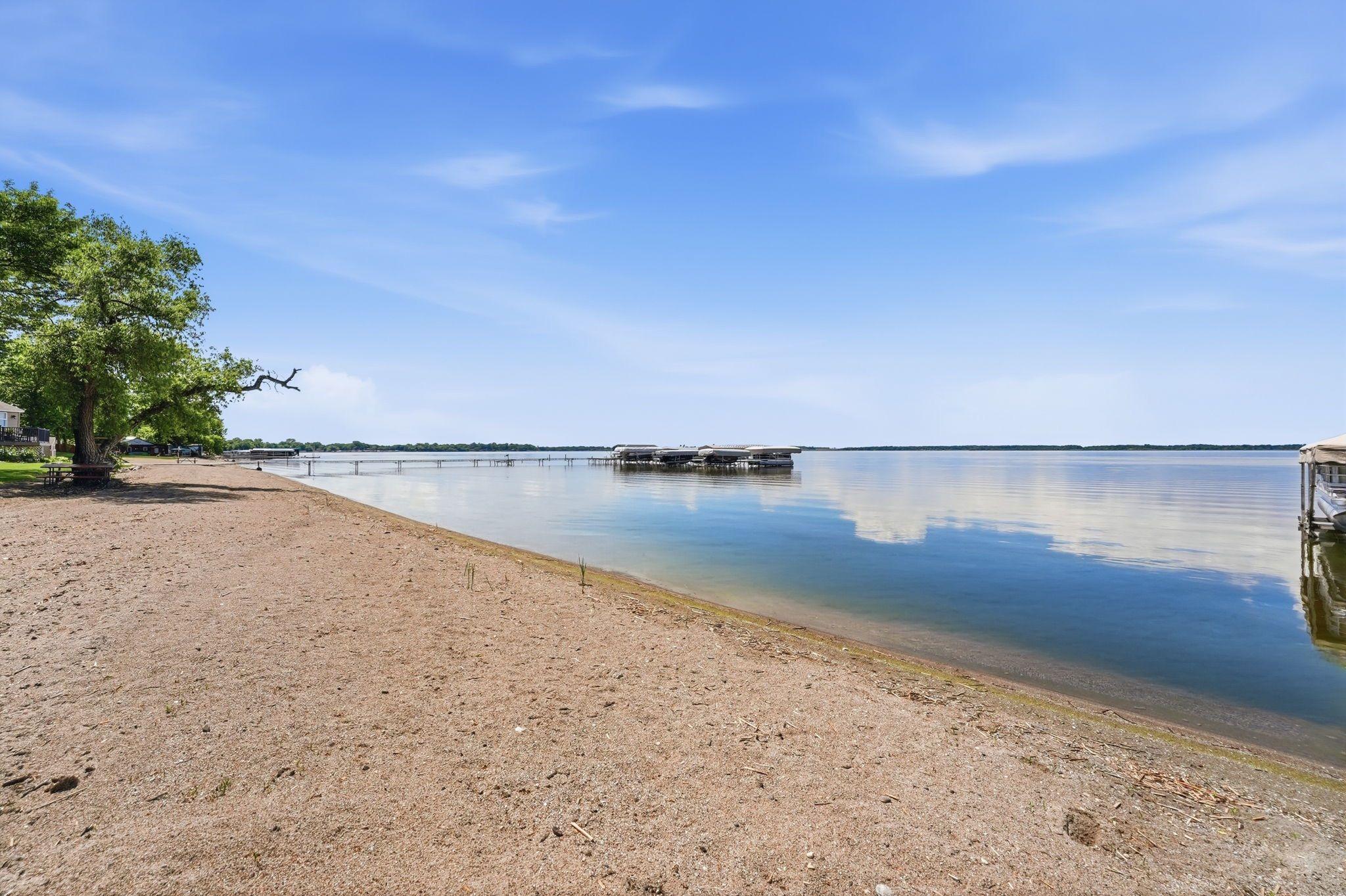 1999 single family home for sale at 2617 Lake Street E in Osakis, MN — 2 bed, 2 bath (photo 3 of 41)