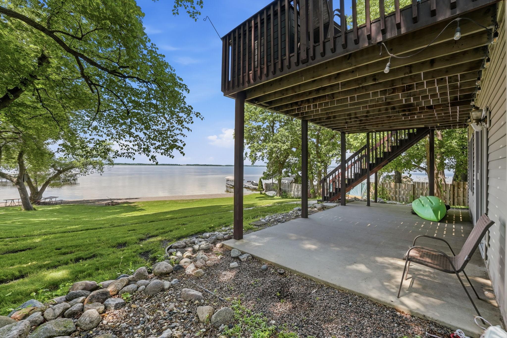 1999 single family home for sale at 2617 Lake Street E in Osakis, MN — 2 bed, 2 bath (photo 5 of 41)