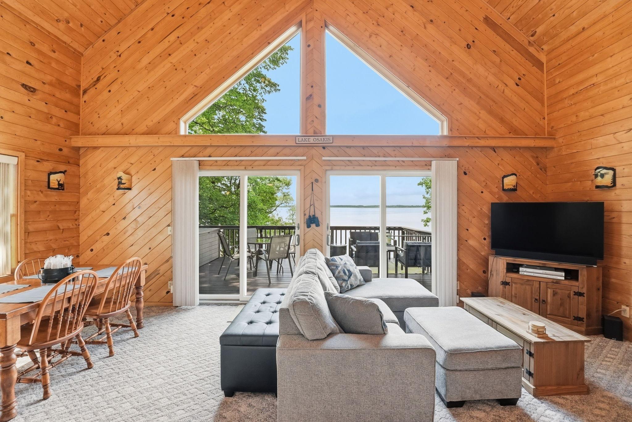 1999 single family home for sale at 2617 Lake Street E in Osakis, MN — 2 bed, 2 bath (photo 8 of 41)