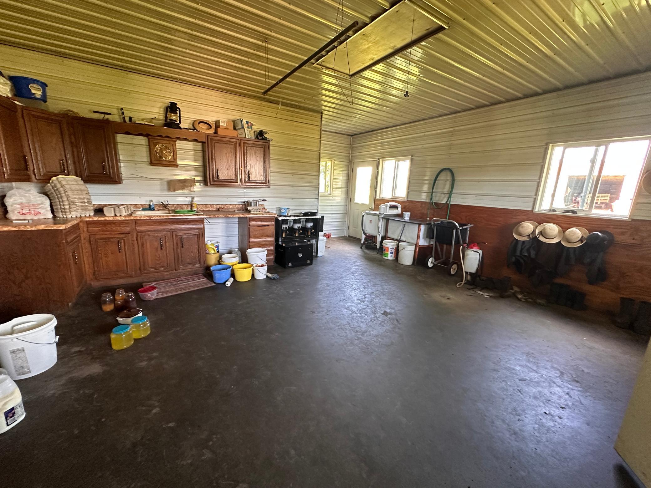 2001 single family home for sale at 27858 570th Avenue in Deer Creek, MN — 6 bed, 1 bath (photo 11 of 35)