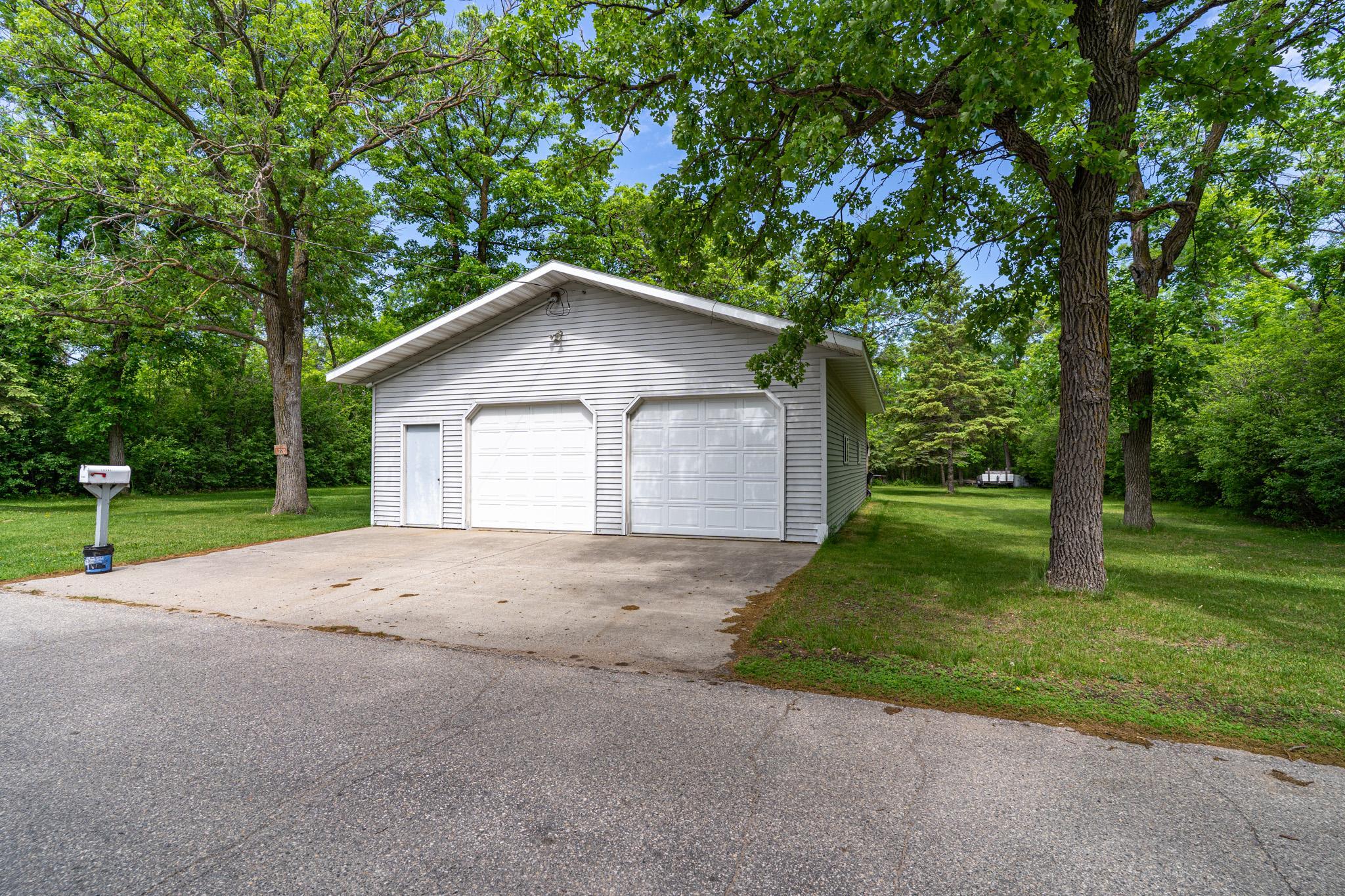 1960 single family home for sale at 15841 Sandy Beach Road SE in Mentor, MN — 2 bed, 2 bath (photo 38 of 41)