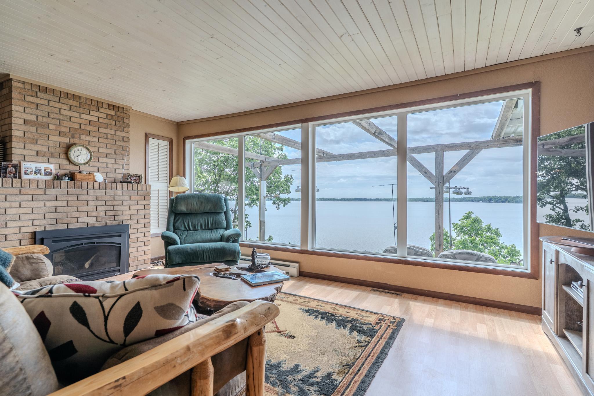 1960 single family home for sale at 15841 Sandy Beach Road SE in Mentor, MN — 2 bed, 2 bath (photo 6 of 41)
