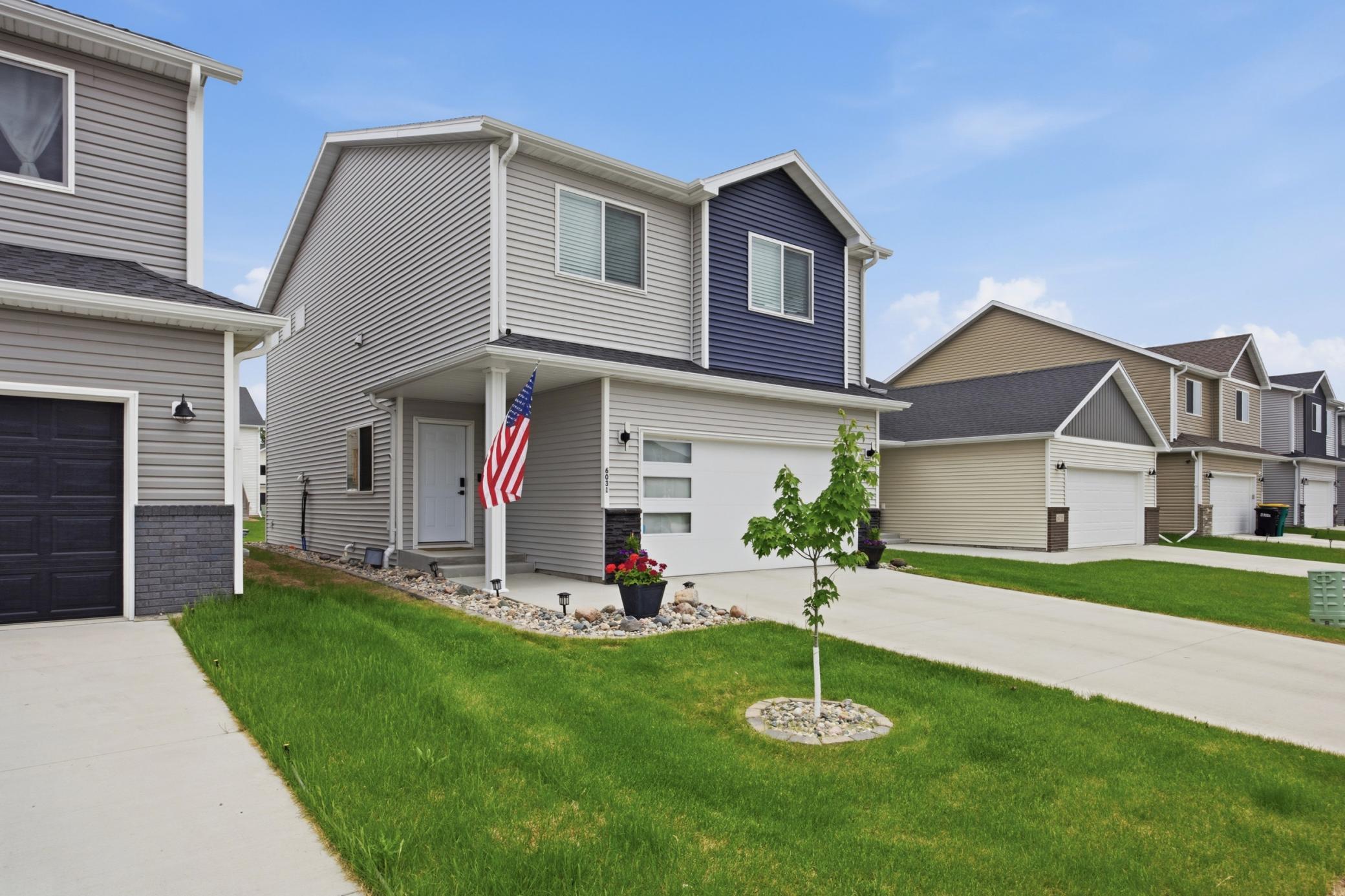 2023 single family home for sale at 6031 8th Street W in West Fargo, ND — 3 bed, 2 bath (photo 2 of 32)