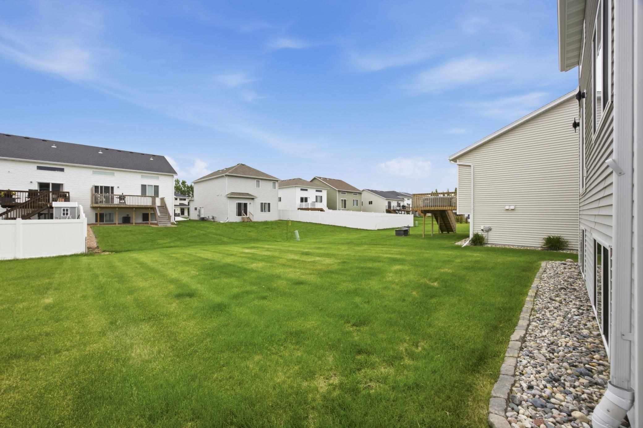 2023 single family home for sale at 6031 8th Street W in West Fargo, ND — 3 bed, 2 bath (photo 30 of 32)