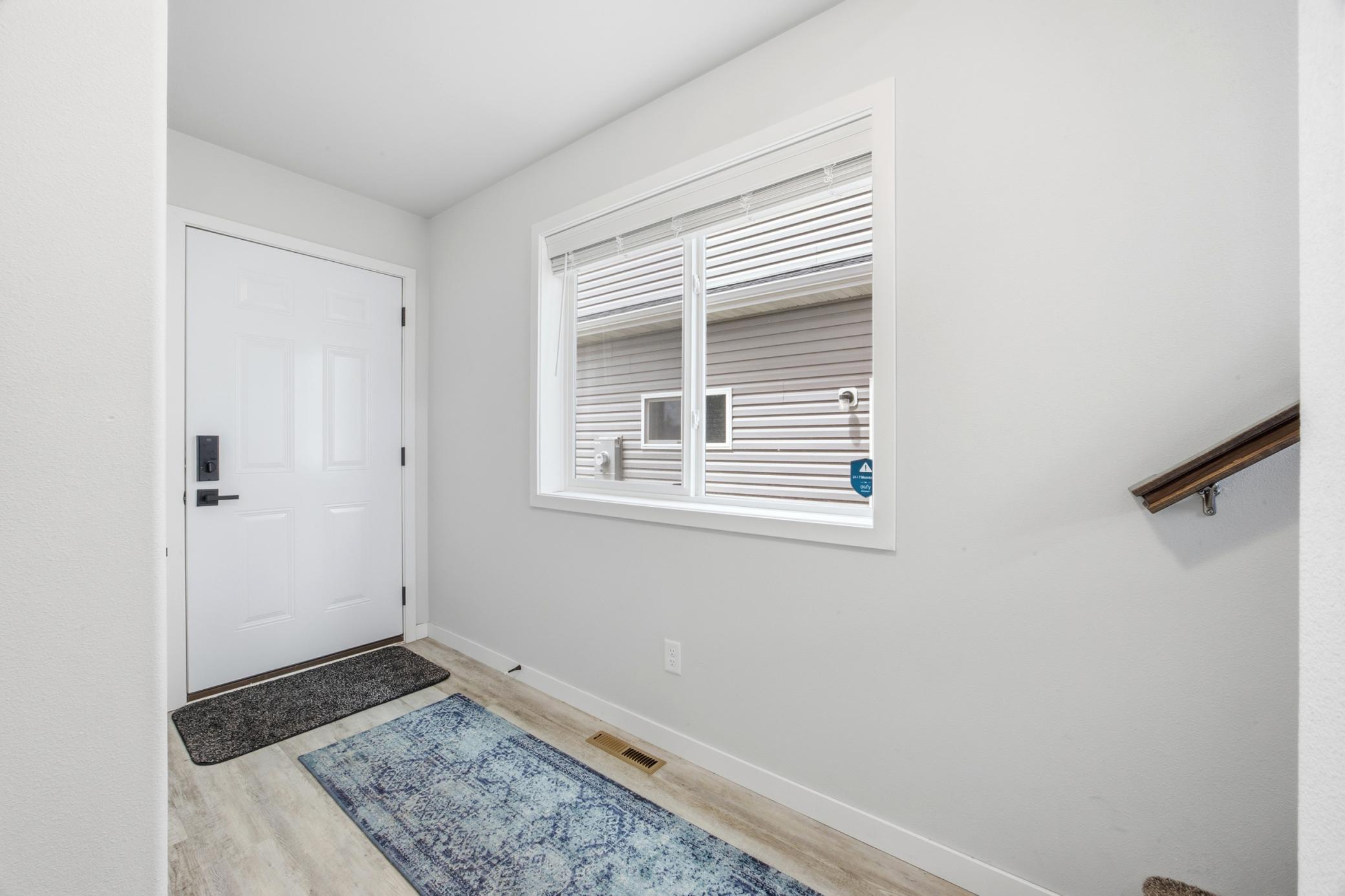 2023 single family home for sale at 6031 8th Street W in West Fargo, ND — 3 bed, 2 bath (photo 4 of 32)