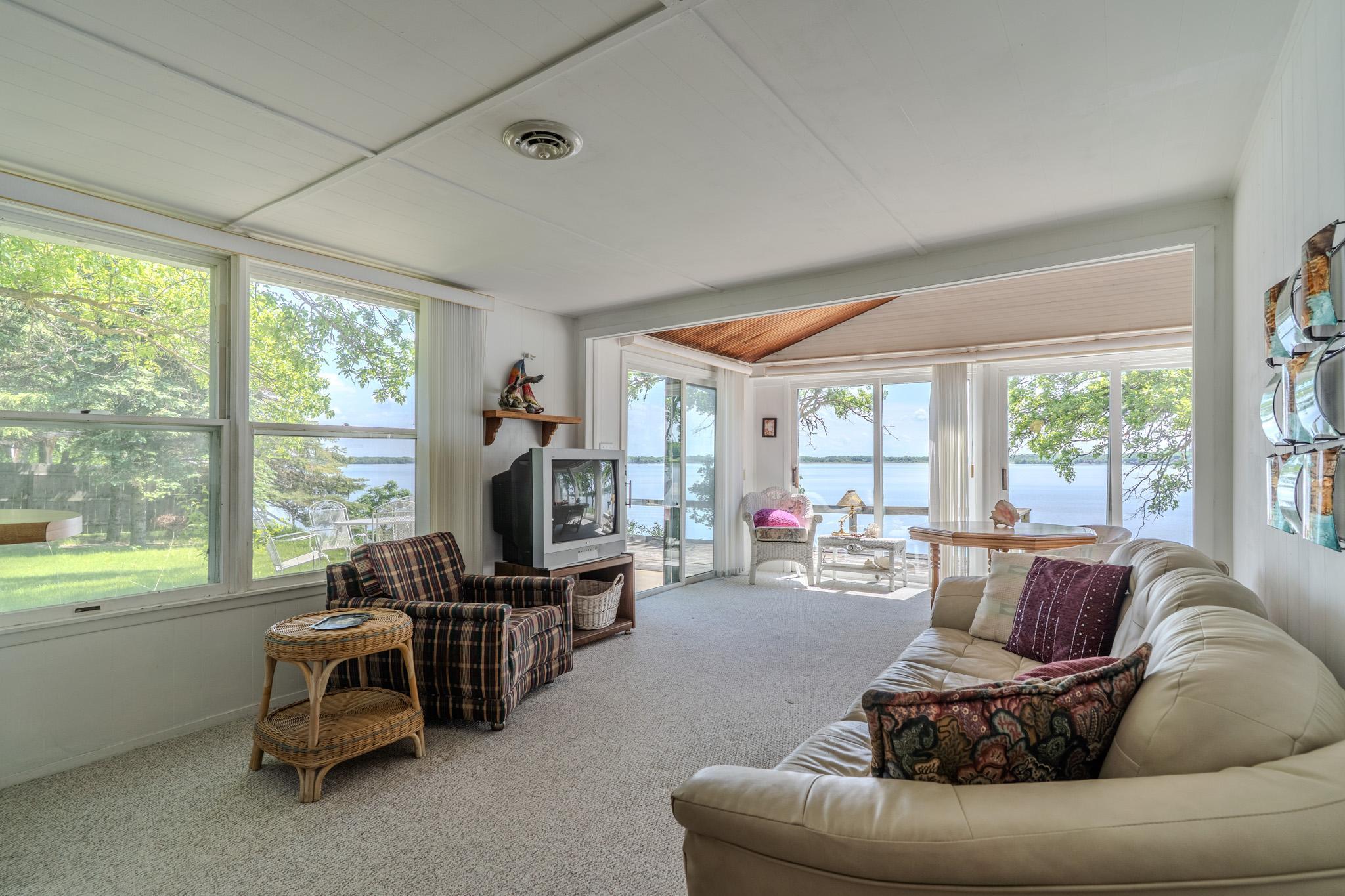1900 single family home for sale at 15815 Sandy Beach Road SE in Mentor, MN — 1 bed, 2 bath (photo 8 of 49)