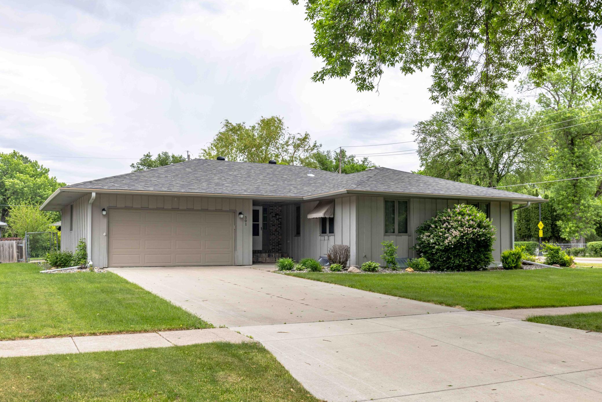 501 23rd Avenue S, Fargo ND 58103 - Photo 2 of 62