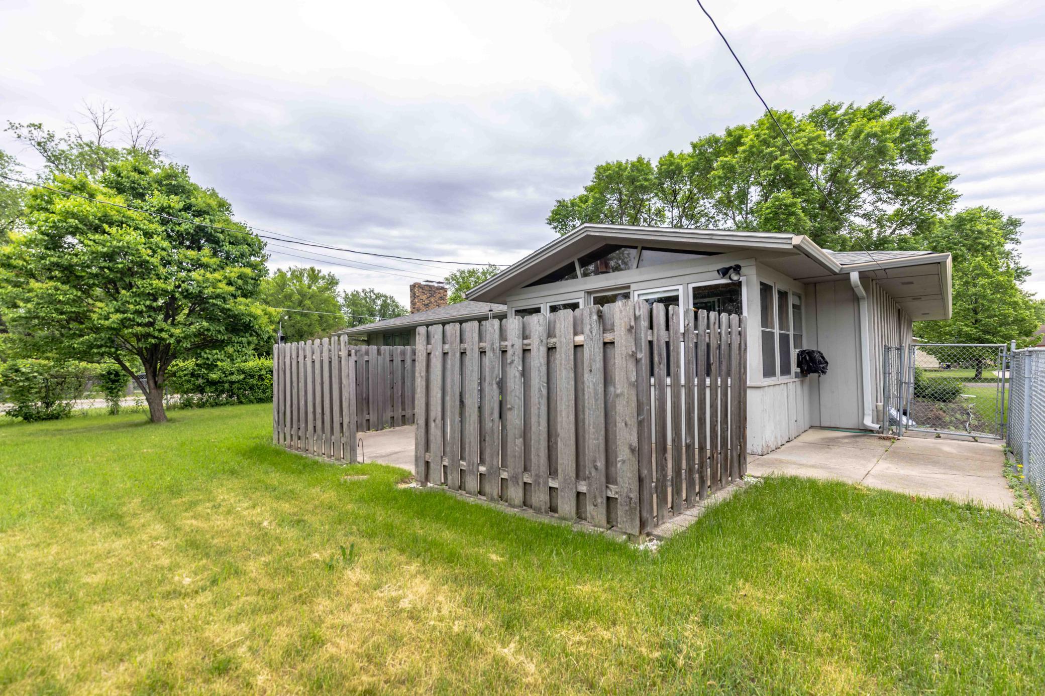 501 23rd Avenue S, Fargo ND 58103 - Photo 10 of 62